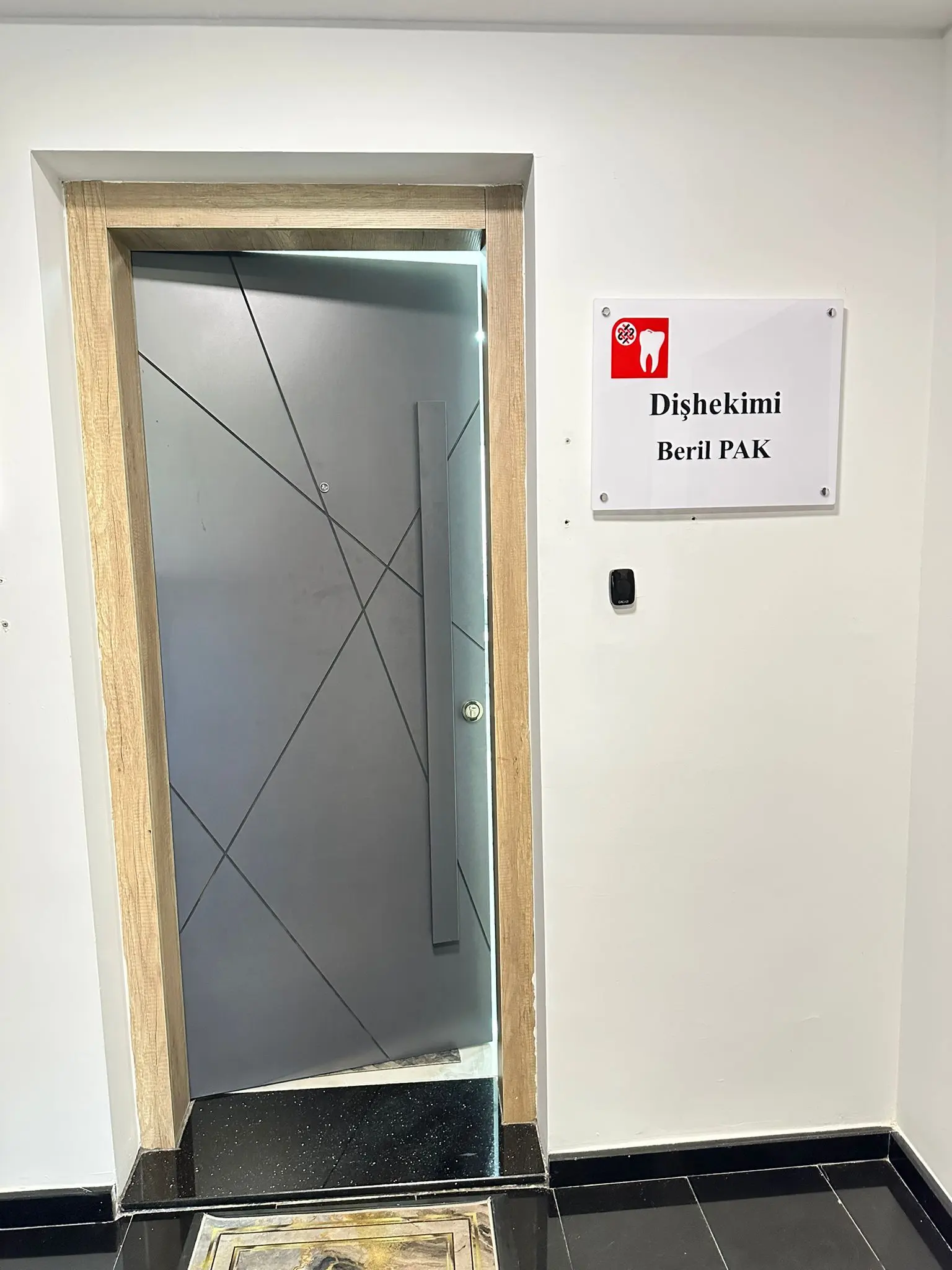 Dr Beril Pak