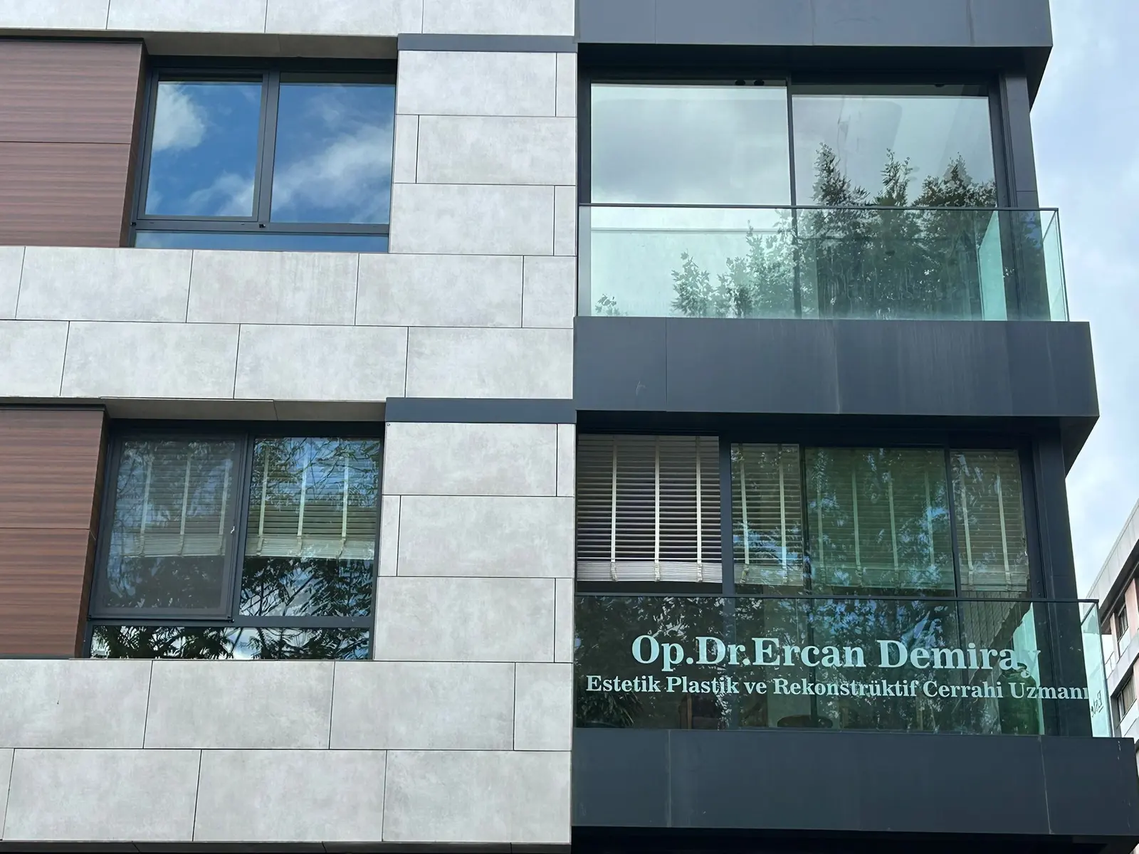 Dr. Ahmet Ercan Demiray