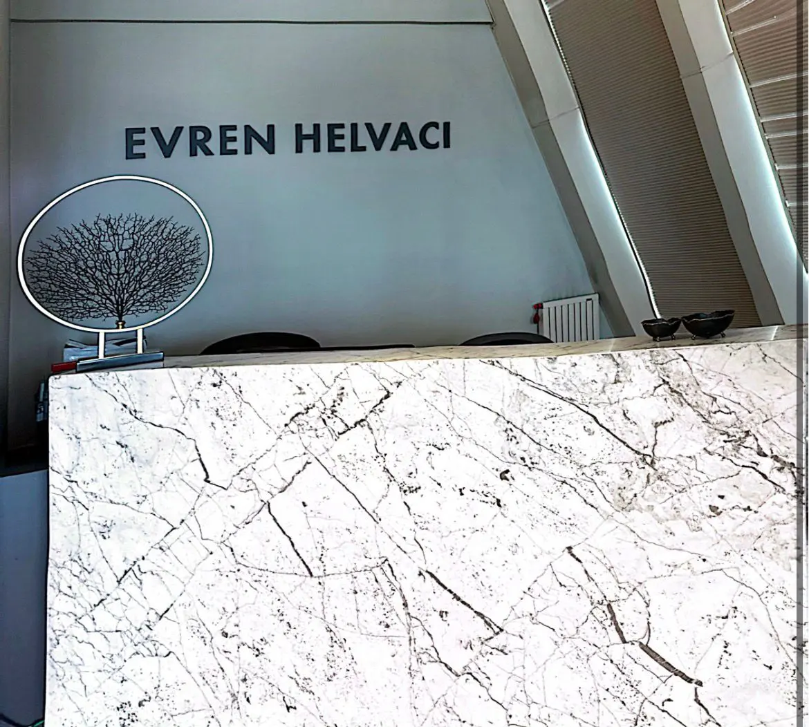Dr Evren Helvacı