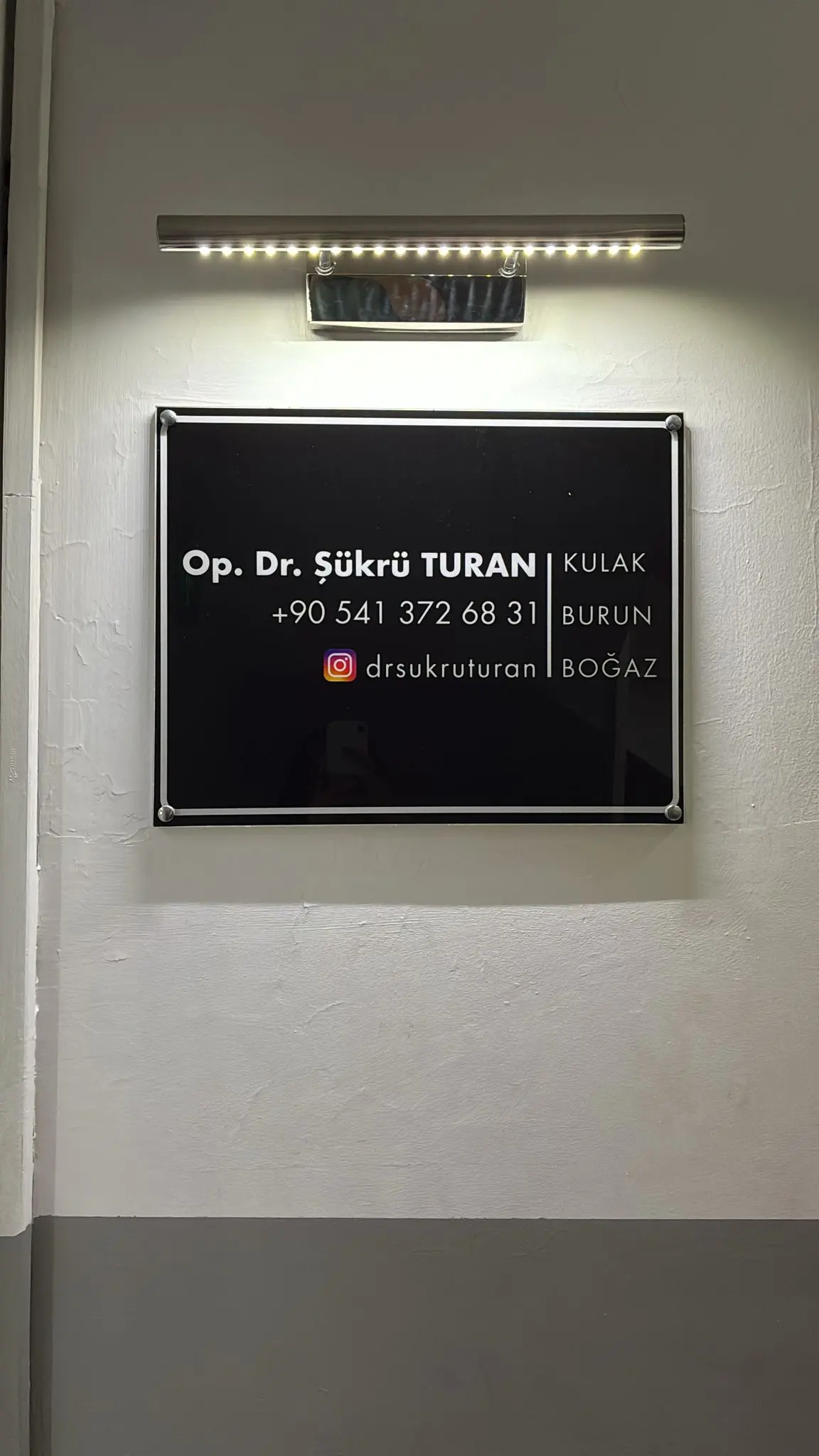 Dr. Şükrü Turan
