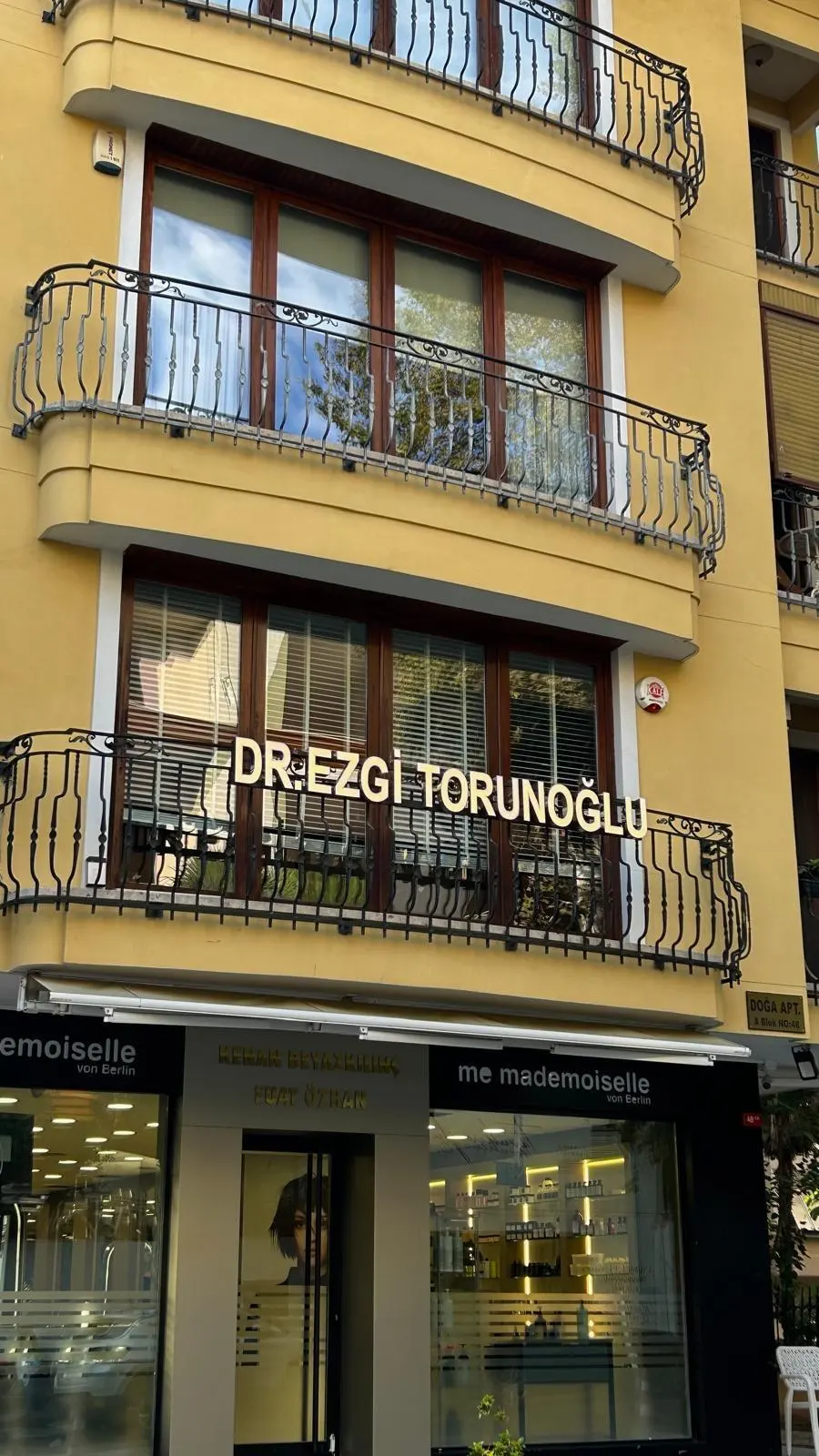 Dr Ezgi Karavelioğlu