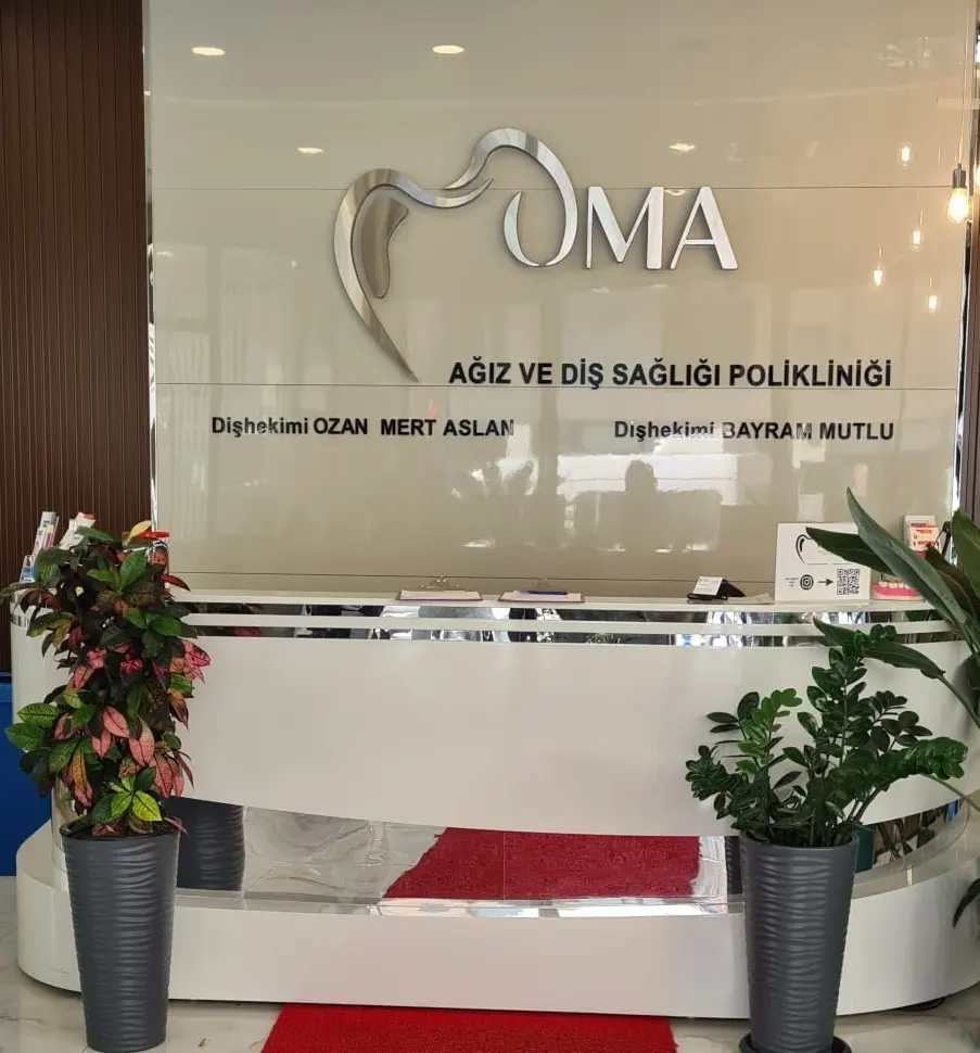 Oma Zahnklinik