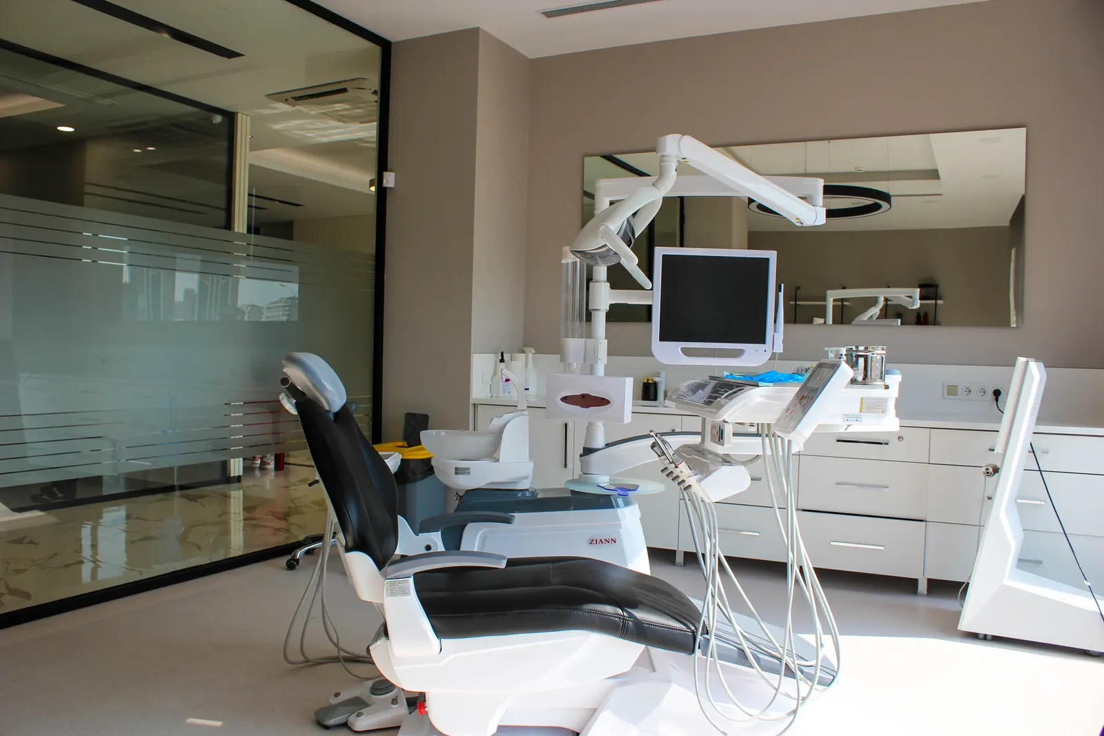 İstanbul Dental Academy