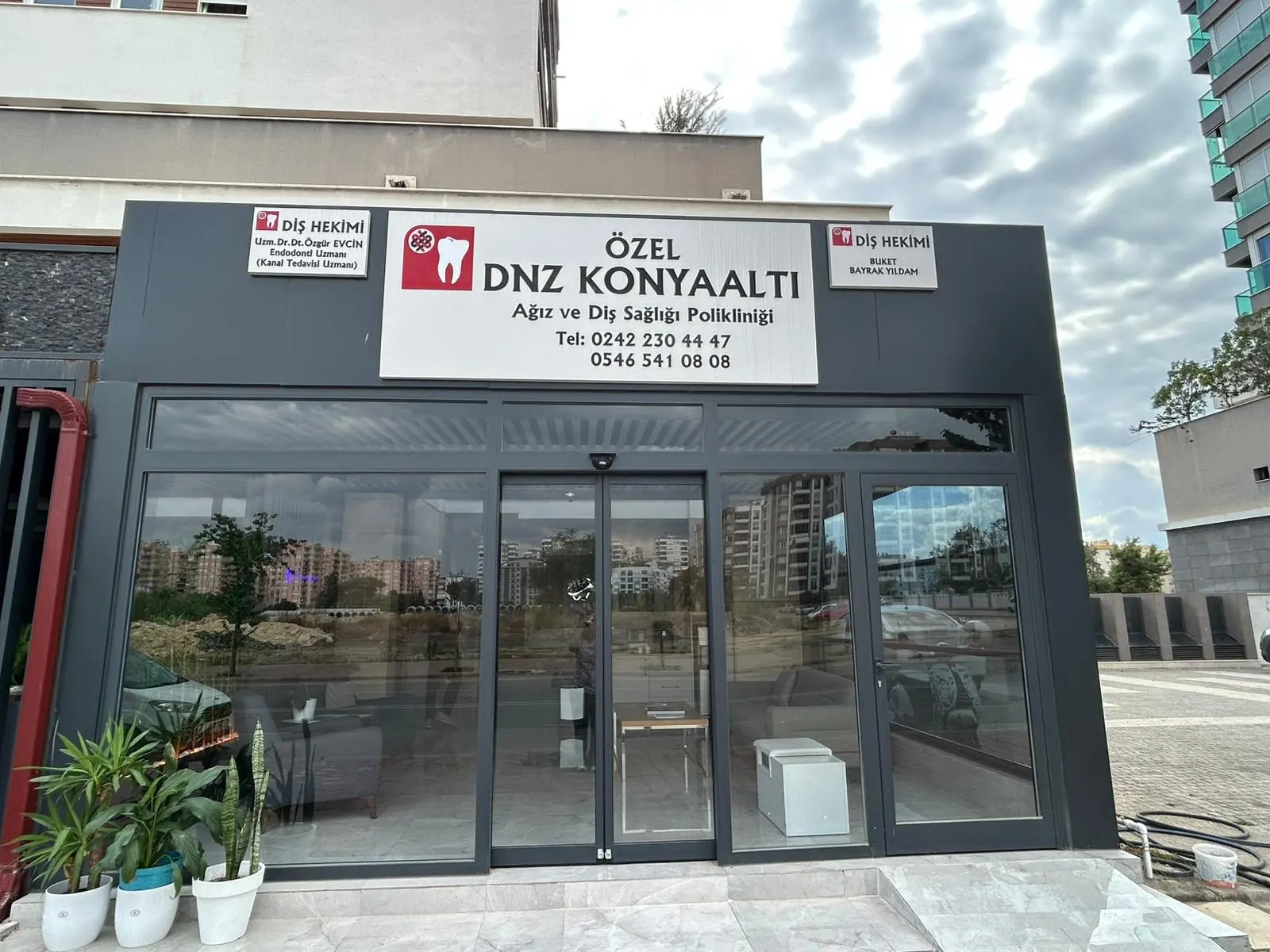 Dnz Konyaaltı Zahnklinik