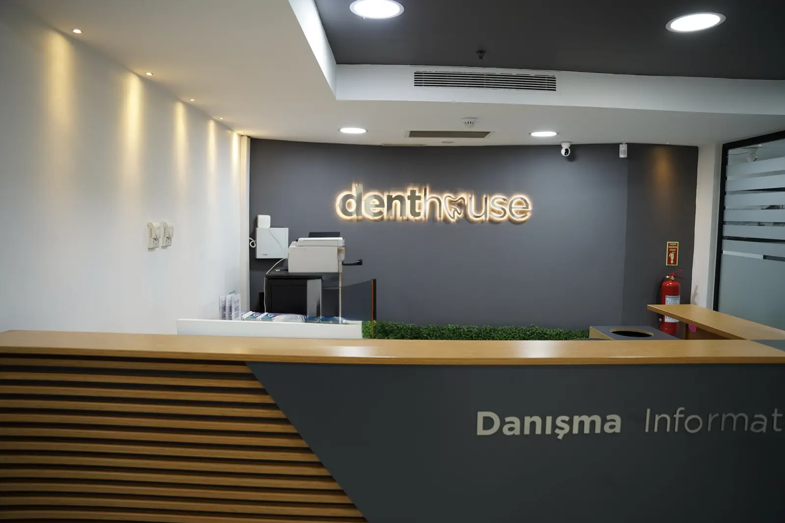 Dent House