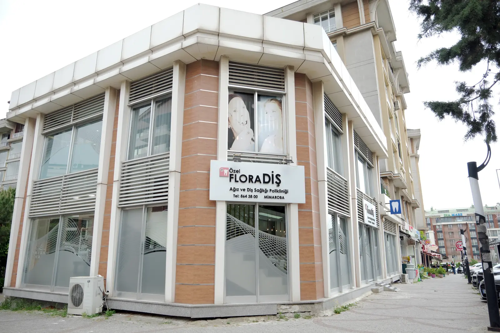 Flora Mimaroba Dental Clinic