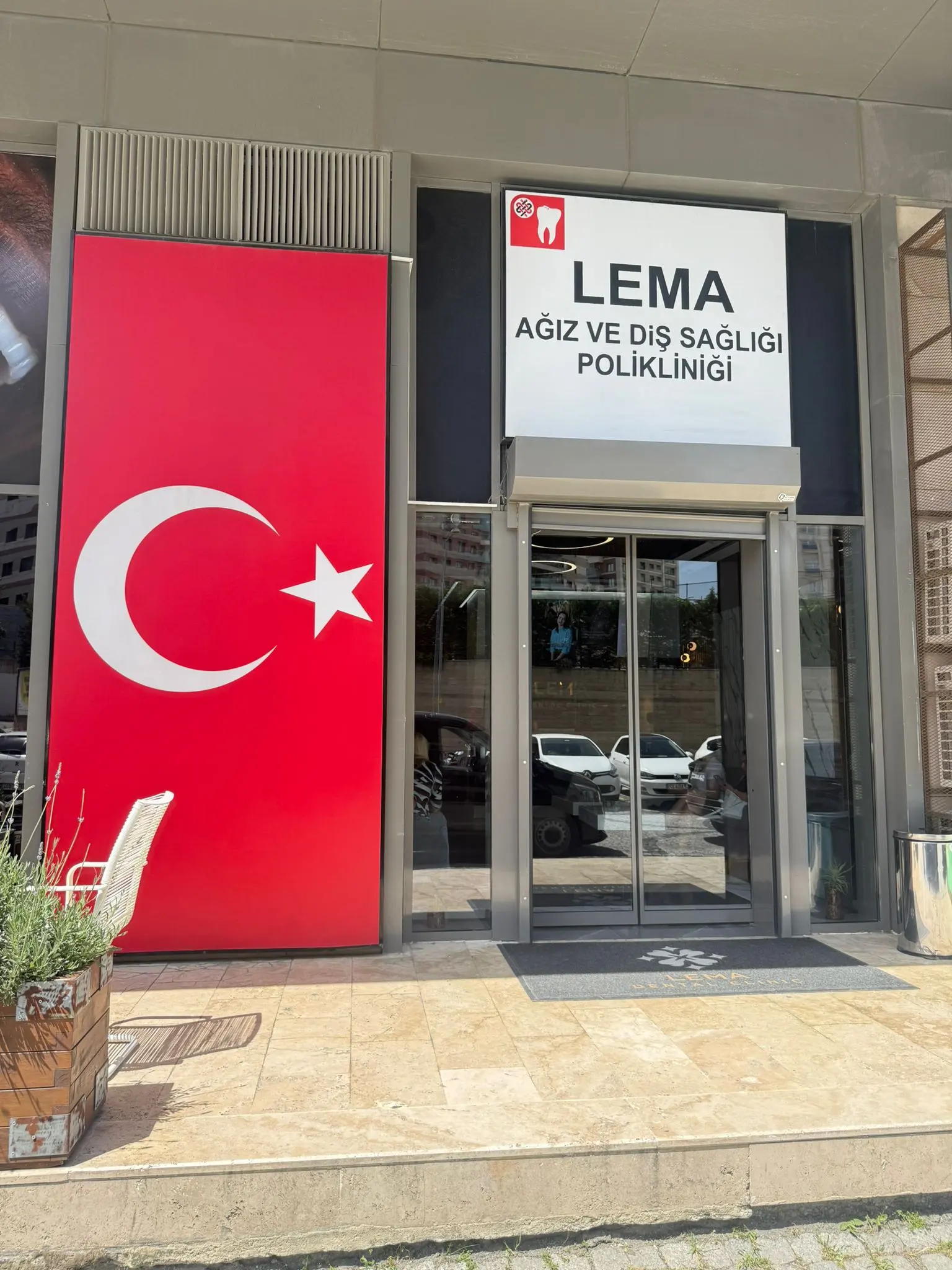 Lema Başakşehir Zahnklinik