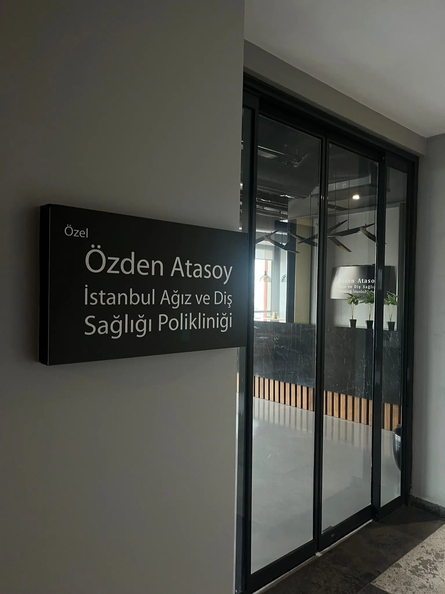 Özden Atasoy Zahnklinik