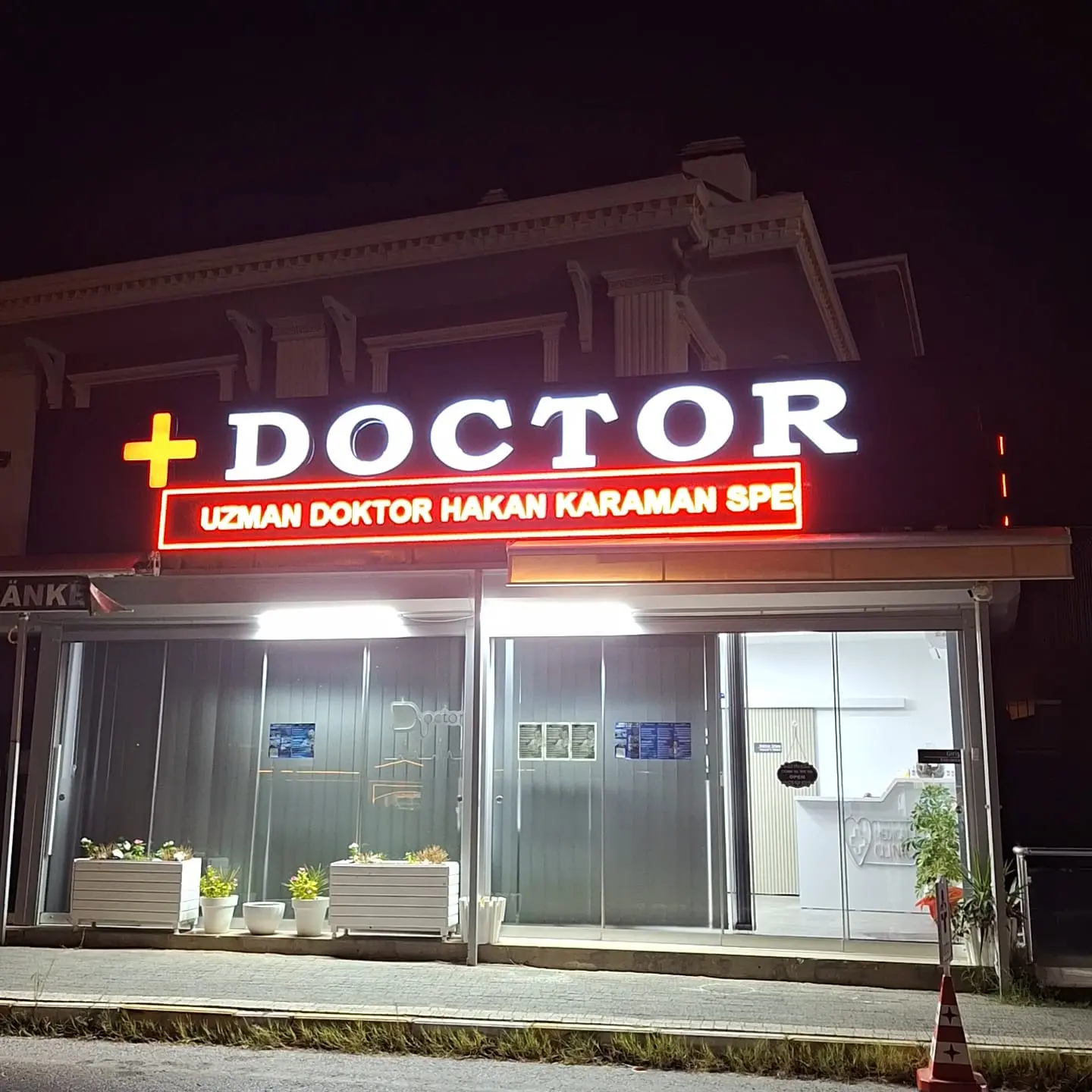 Dr. Hakan Karaman