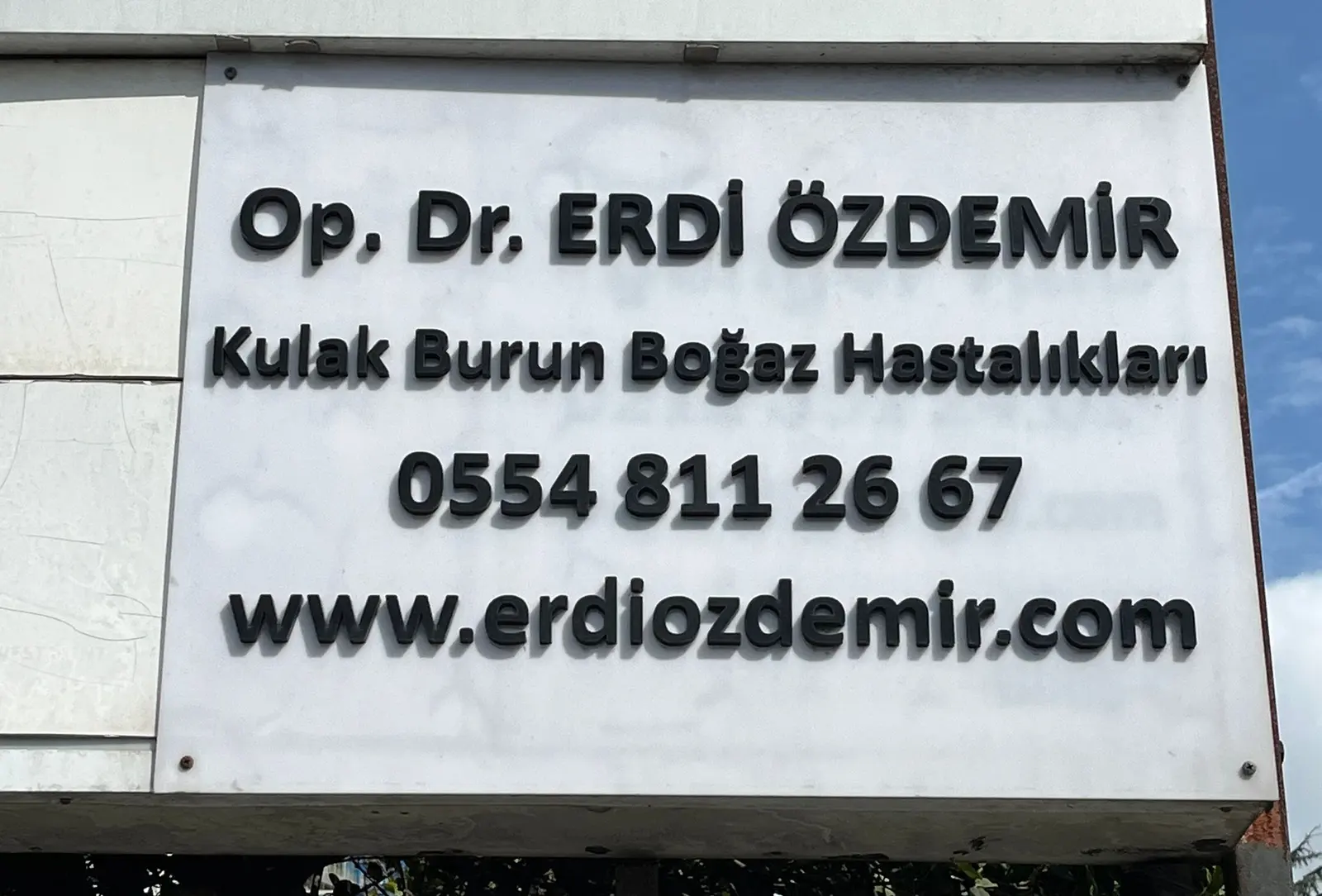 Dr Erdi Özdemir
