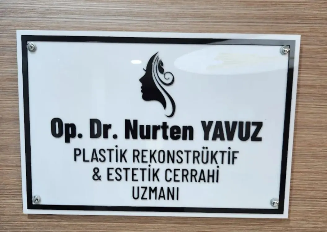 Dr Nurten Yavuz (Karakuş) logo