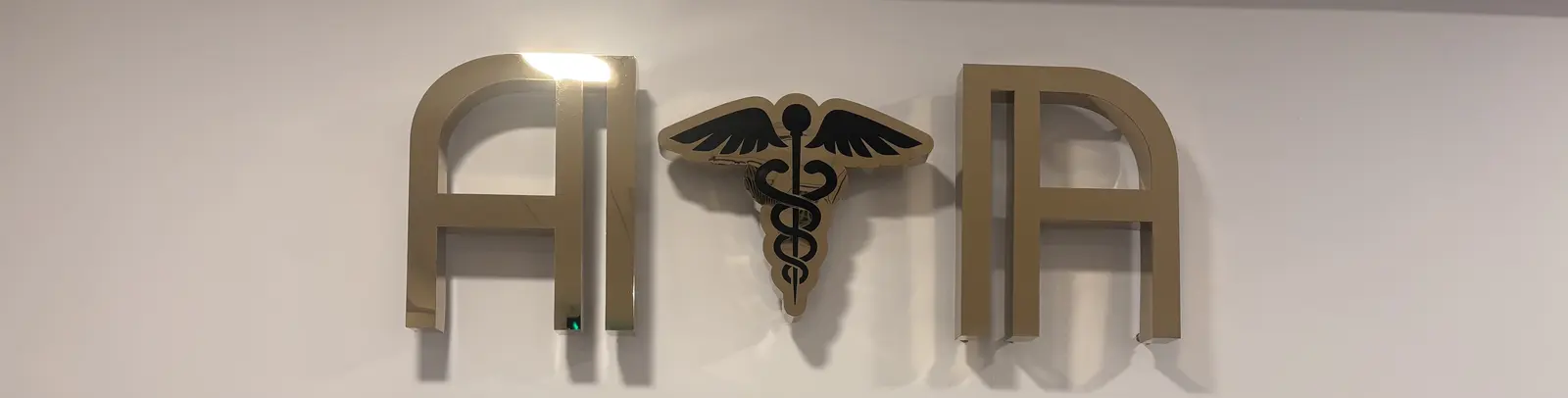 Dr Arzu Çabuk Dökmeci logo