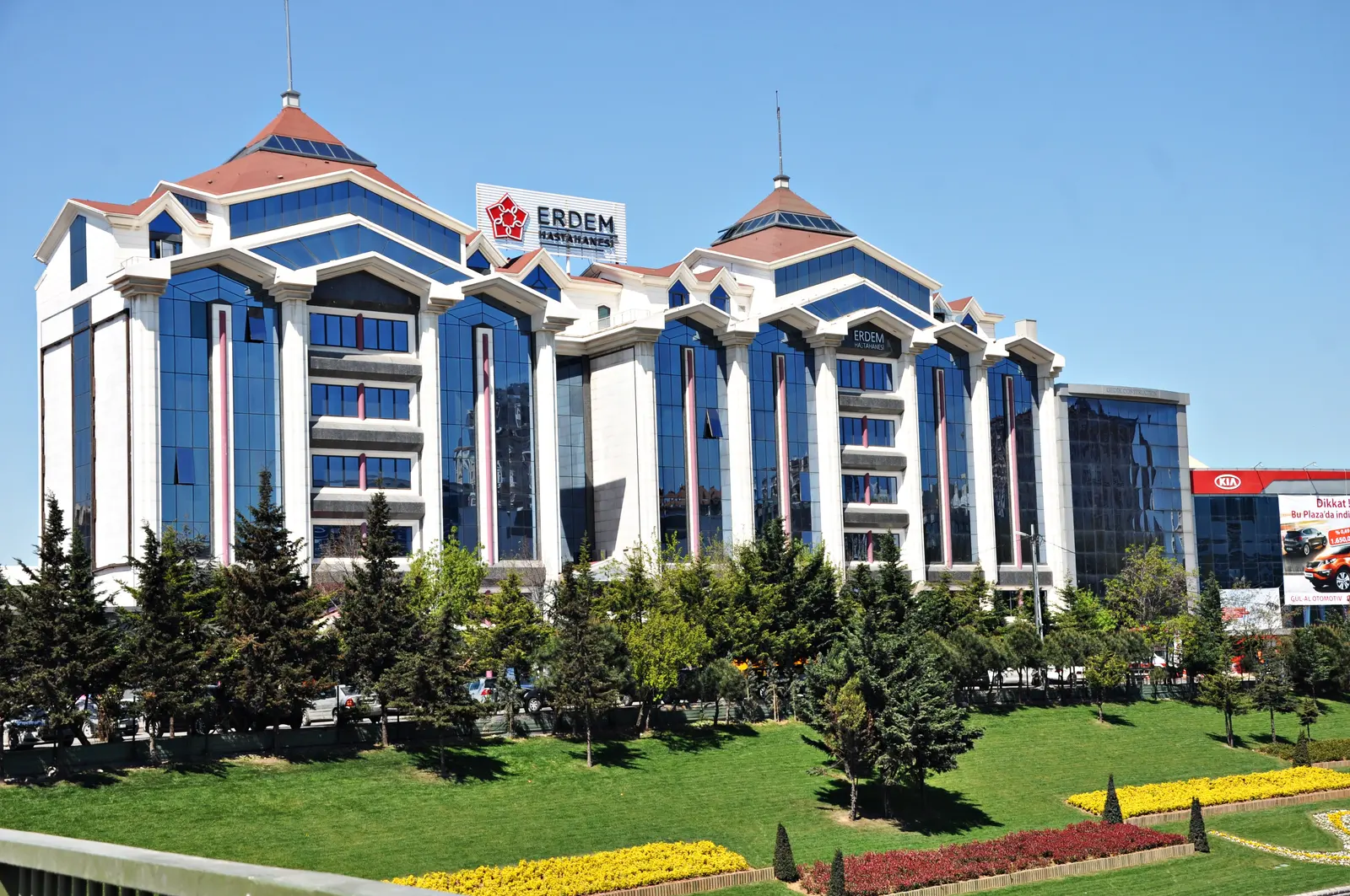 Clinic-provided photograph of Çakmak Erdem Hospital