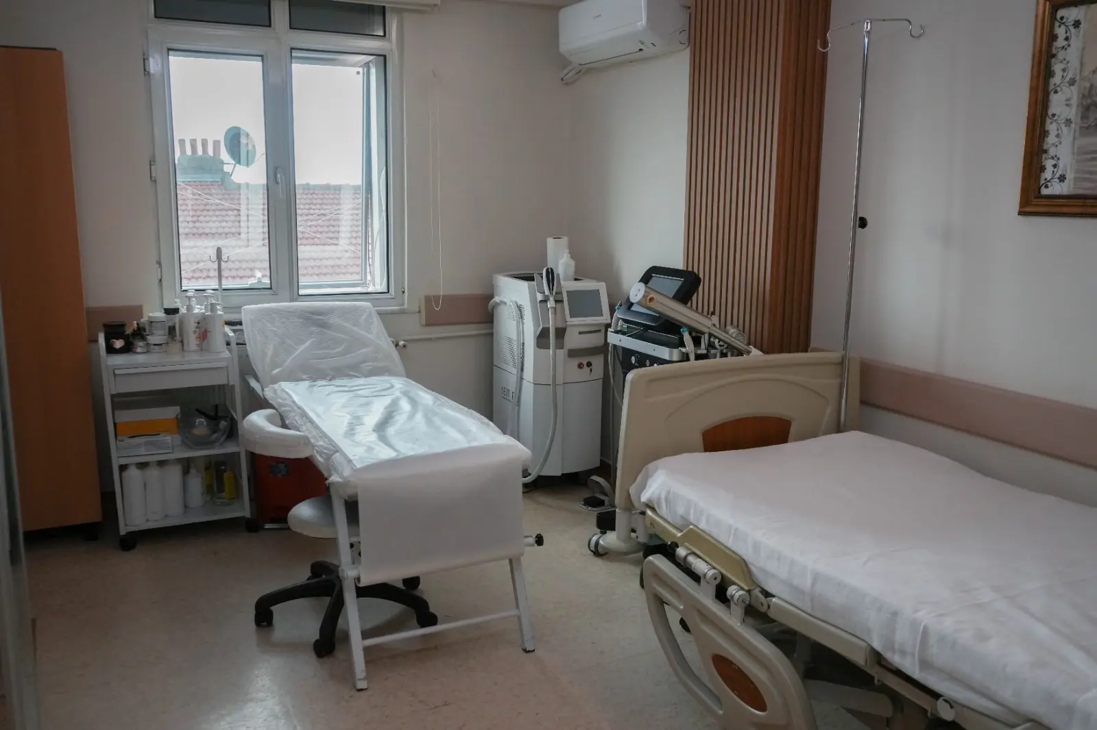 Clinic-provided photograph of Ensar Hospital