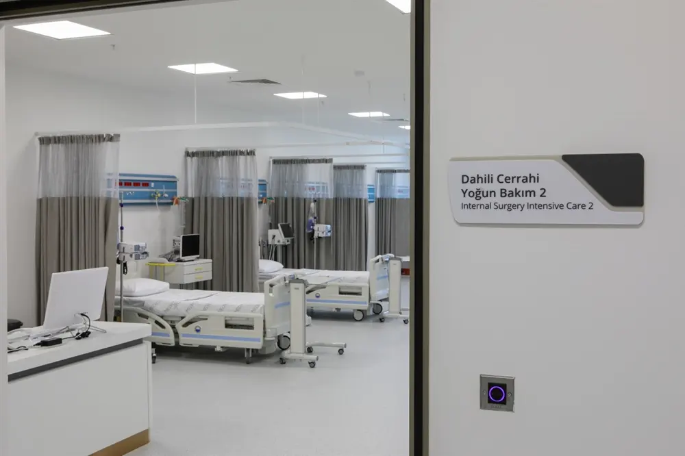 Clinic-provided photograph of Medicana International Izmir Hospital