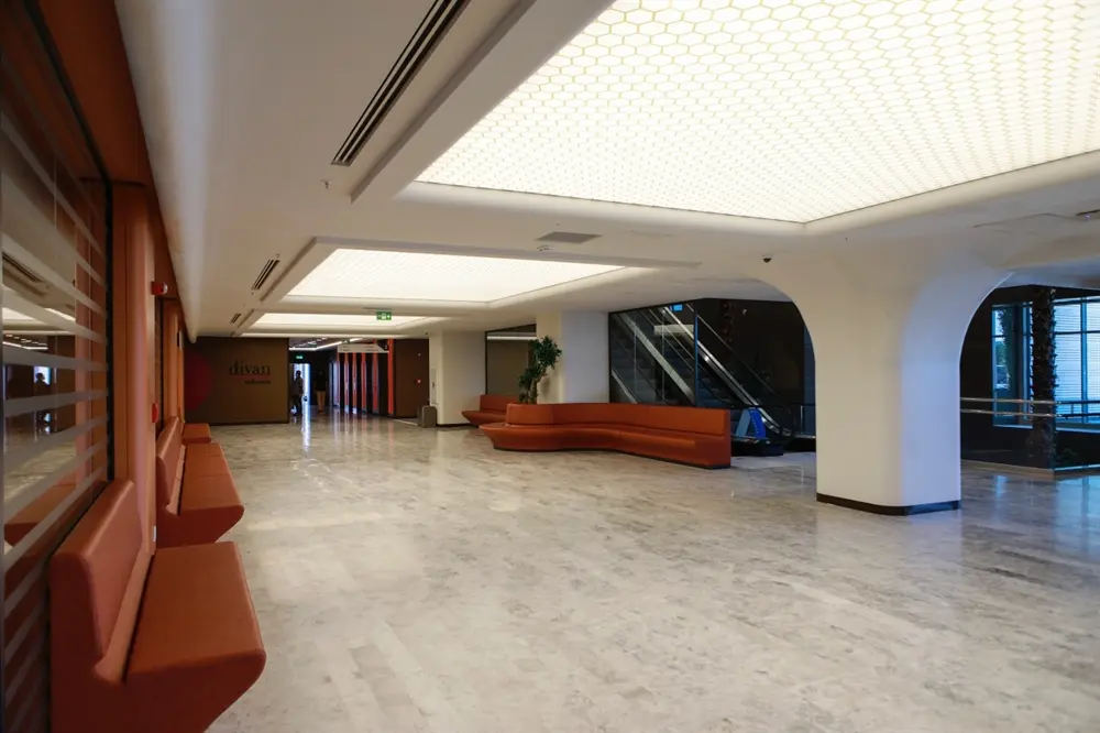 Clinic-provided photograph of Medicana International Izmir Hospital