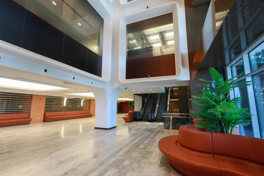 Clinic-provided photograph of Medicana International Izmir Hospital