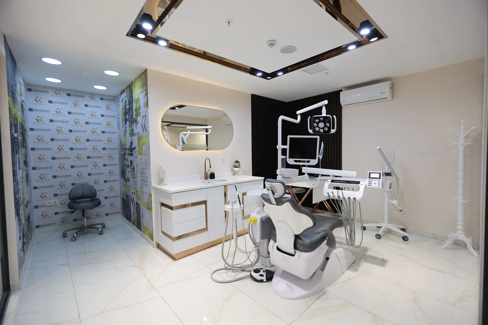 Clinic-provided photograph of Klas Dental Clinic