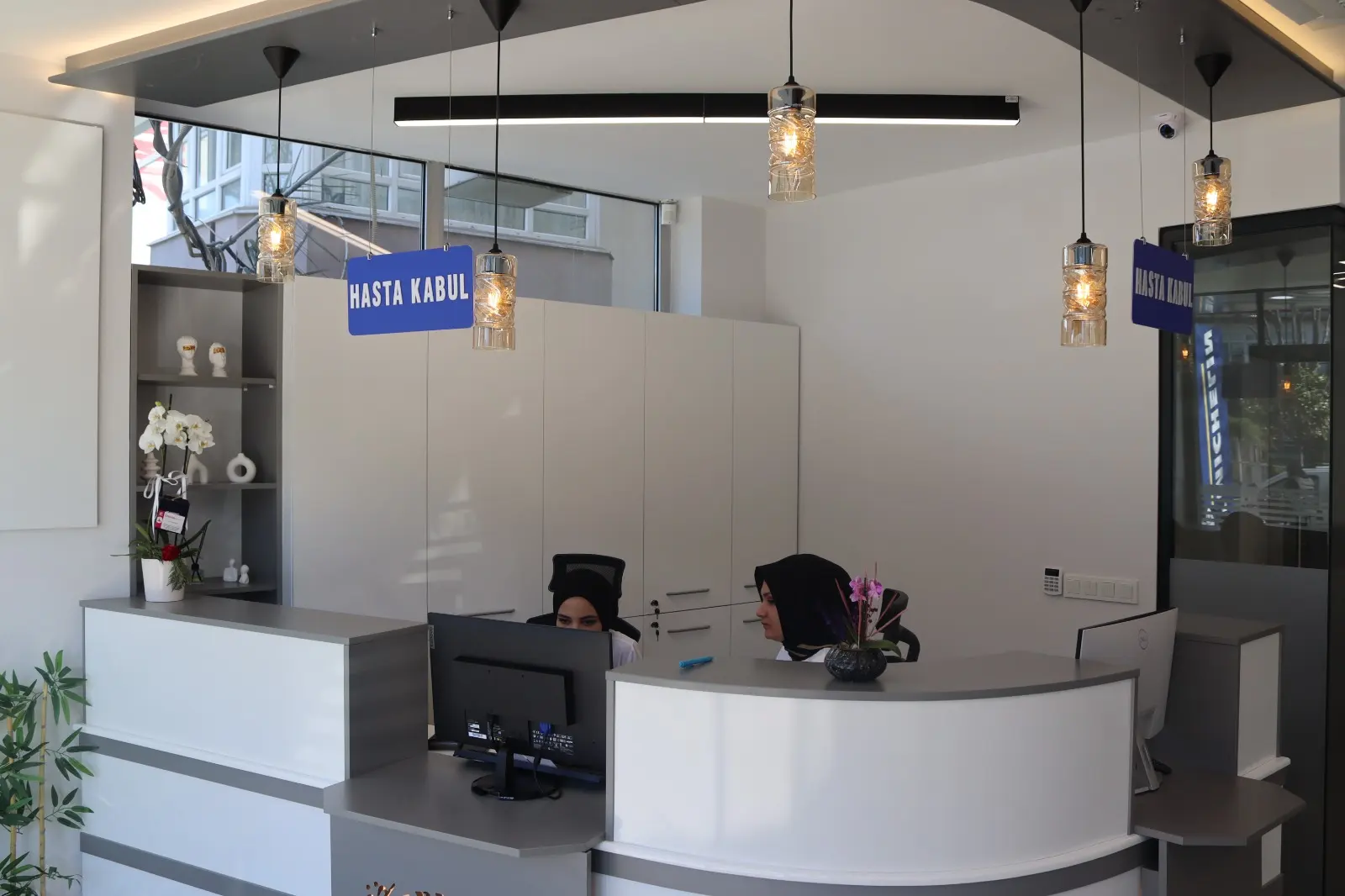 Clinic-provided photograph of Özbudent Dental Clinic