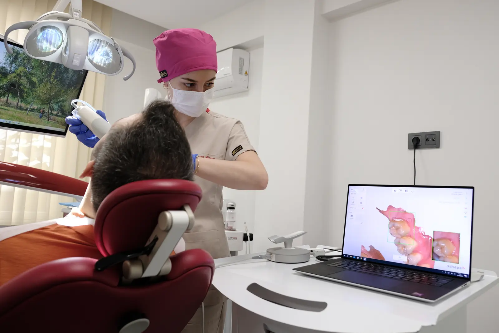 Clinic-provided photograph of Dr Tuğba Duymaz