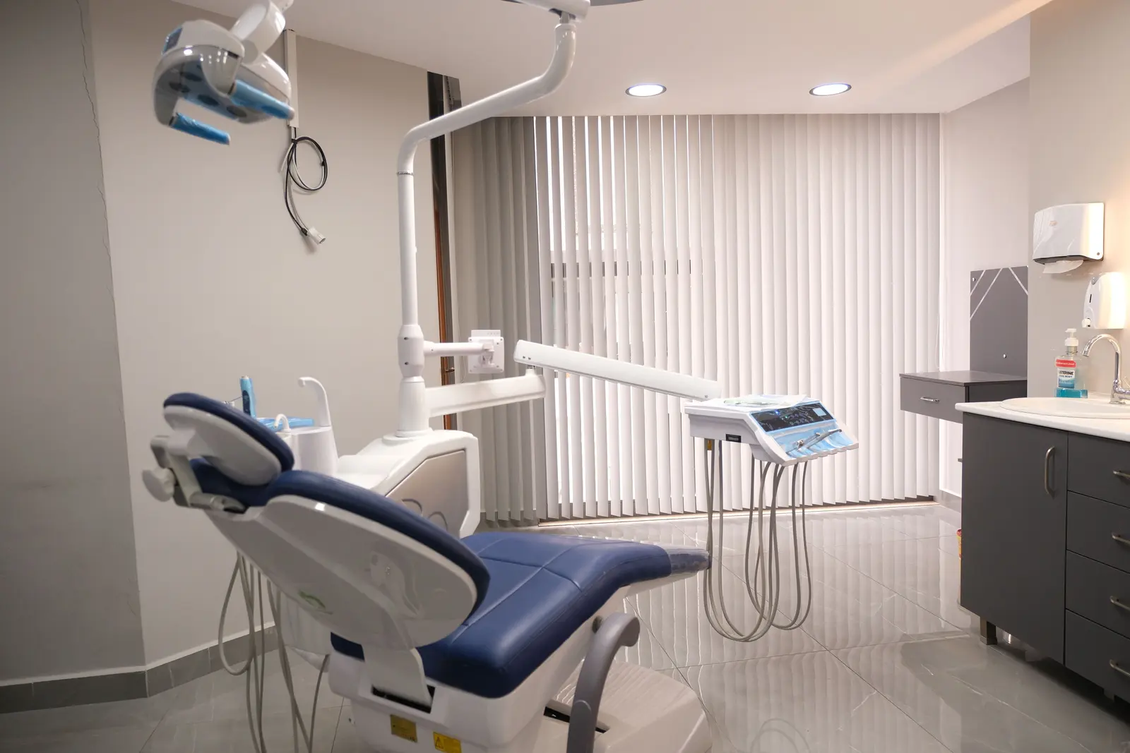 Clinic-provided photograph of 2D Dental Clinic