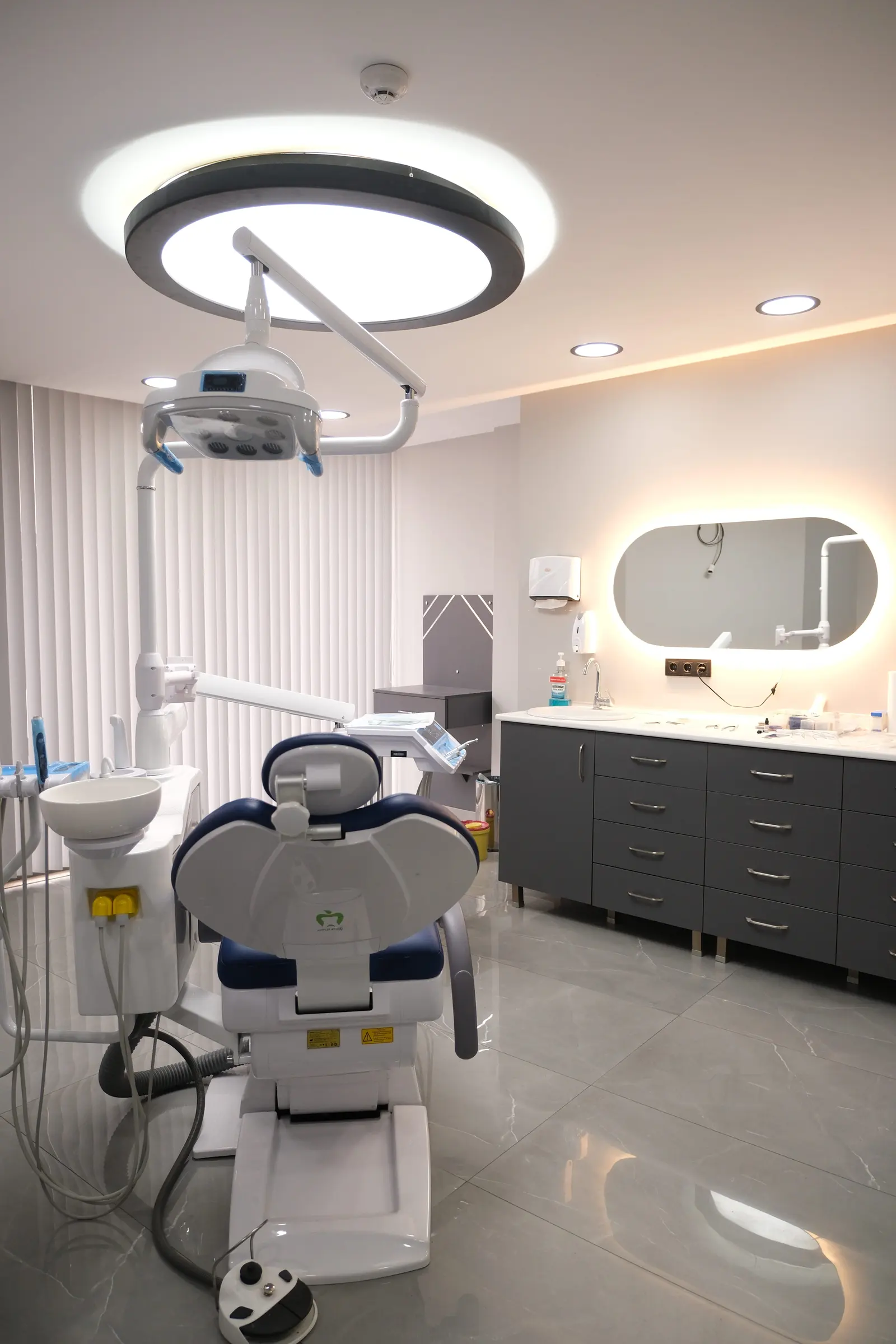 Clinic-provided photograph of 2D Dental Clinic