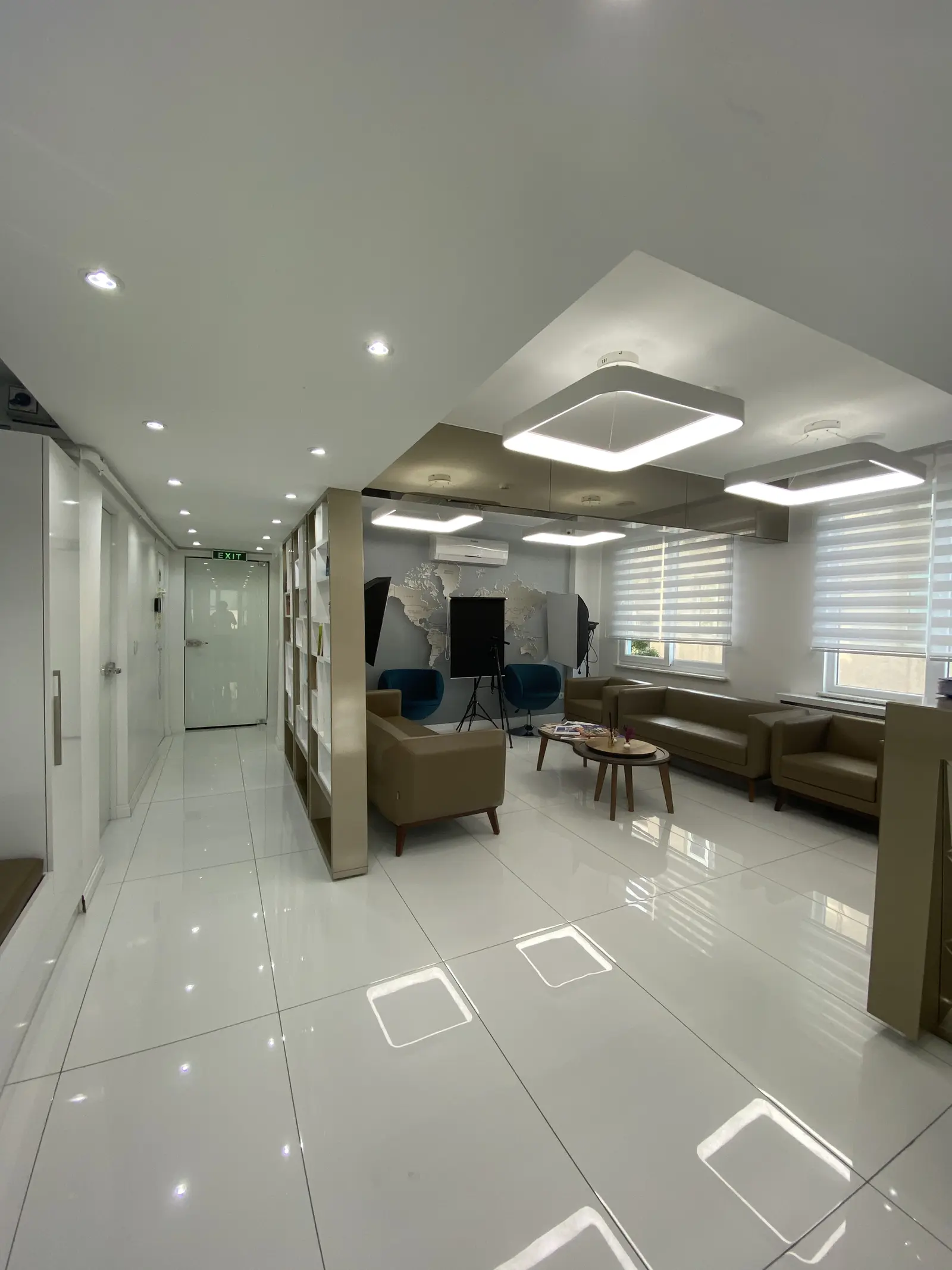 Clinic-provided photograph of Dr Emine Karakuş