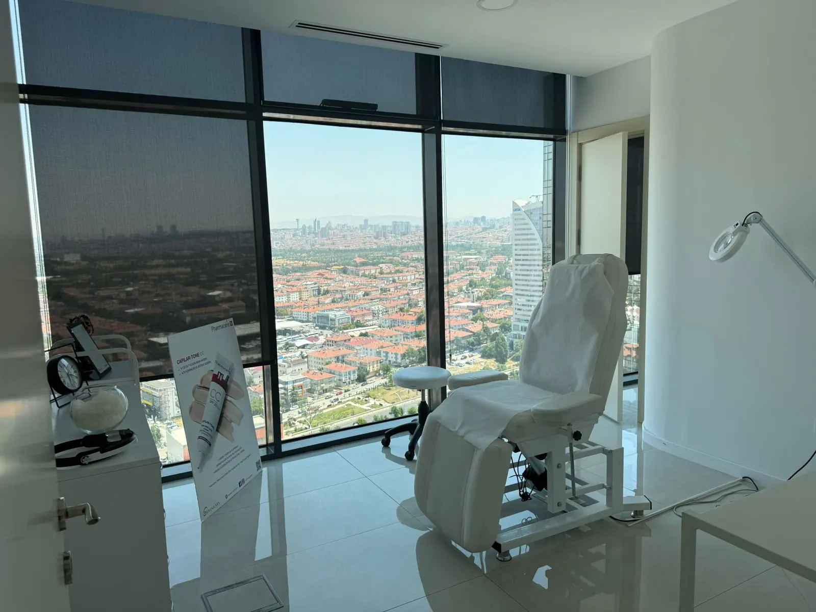 Clinic-provided photograph of Prof. Dr Didem Dinçer Rota