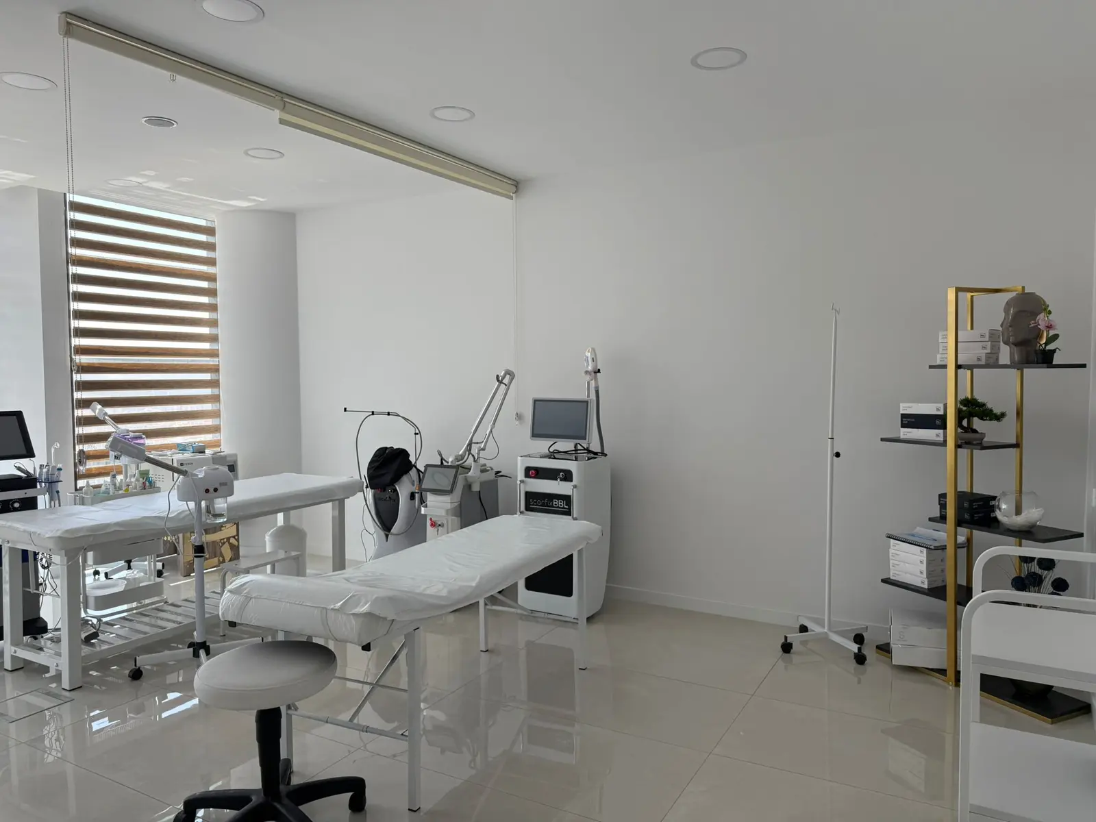 Clinic-provided photograph of Prof. Dr Didem Dinçer Rota