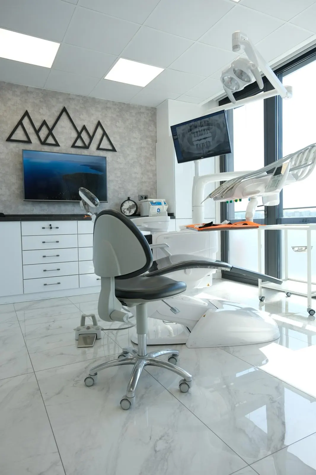 Clinic-provided photograph of Dr Hakan Bayındır