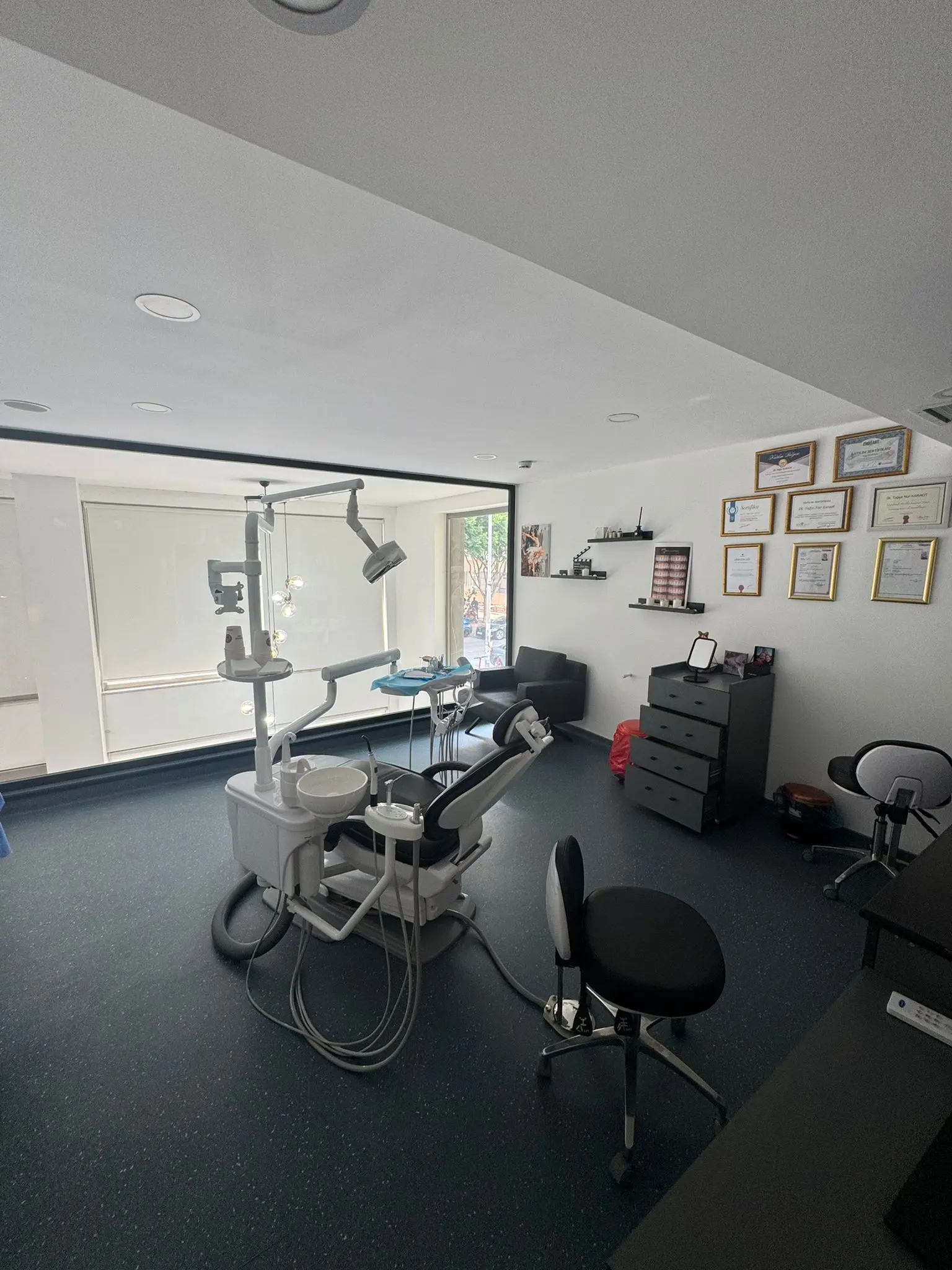 Von der Klinik bereitgestelltes Foto von Premium Smile Studio