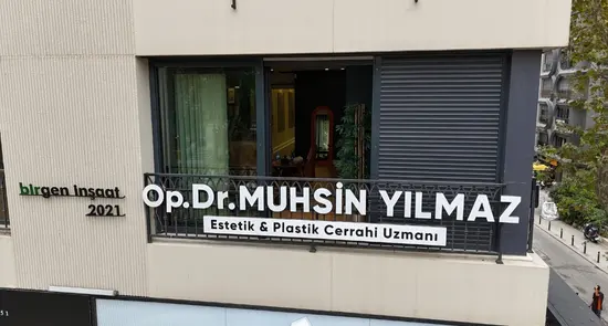 Clinic-provided photograph of Dr Mahmut Muhsin Yılmaz