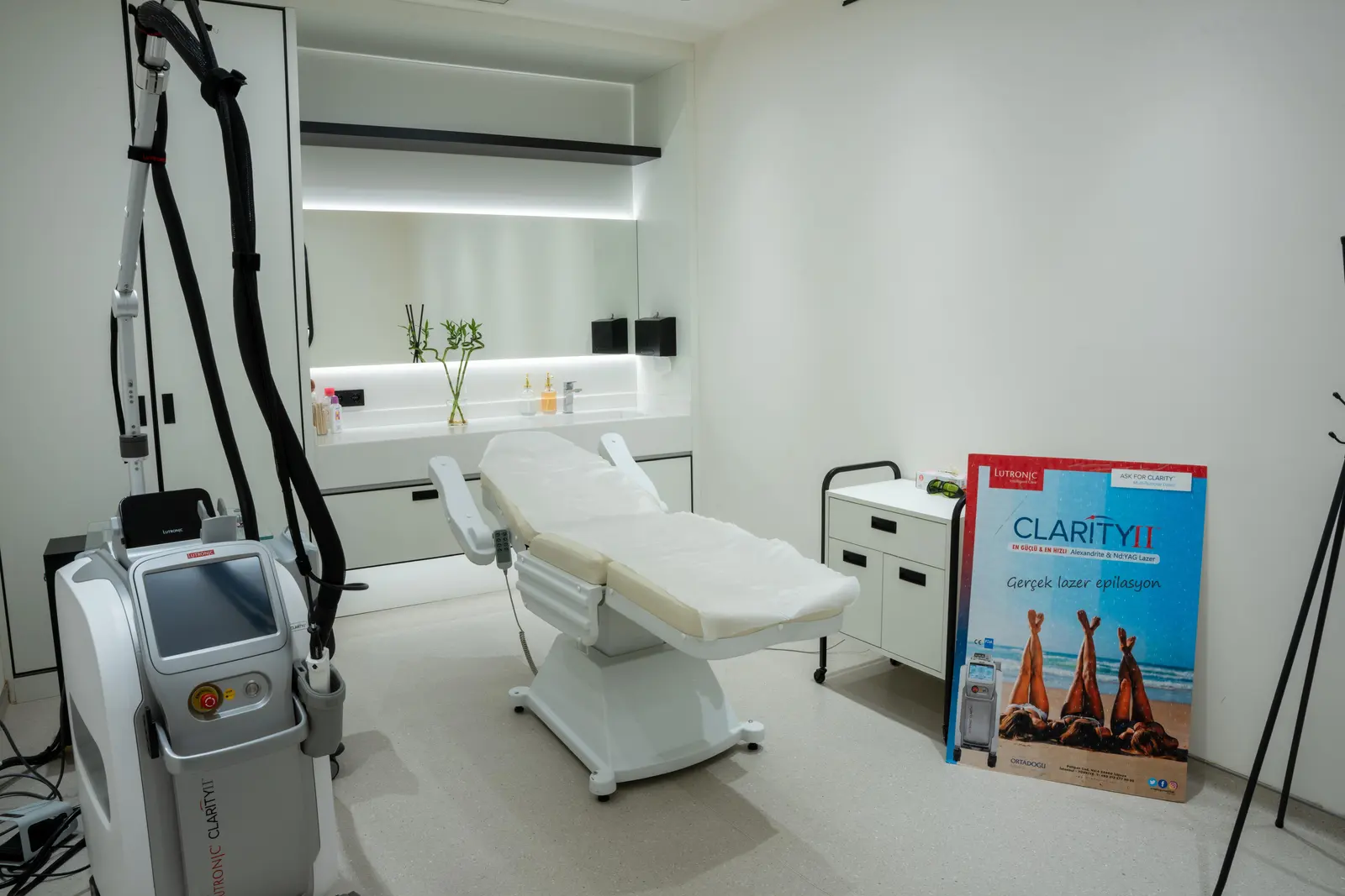 Von der Klinik bereitgestelltes Foto von Dr. Arash Jafari