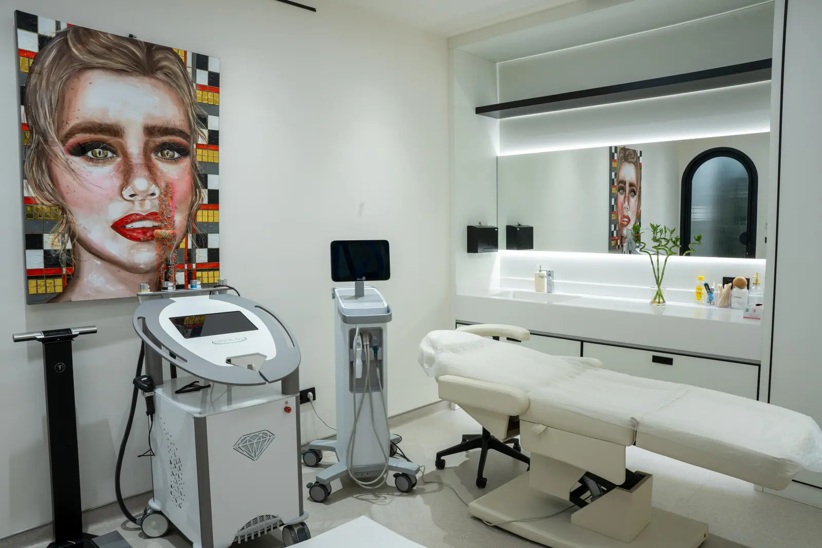 Von der Klinik bereitgestelltes Foto von Dr. Arash Jafari