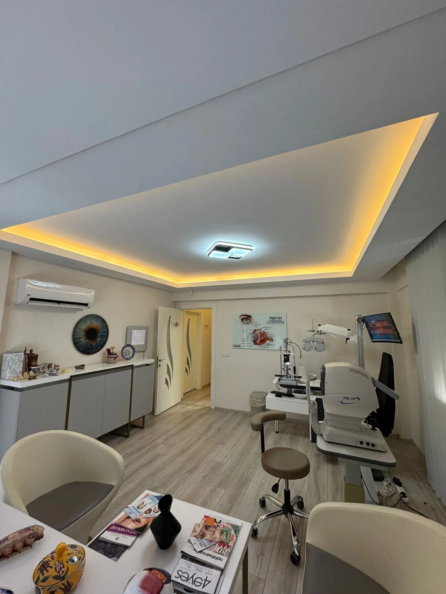 Clinic-provided photograph of Dr Sıla Taşdemir Yiğitoğlu