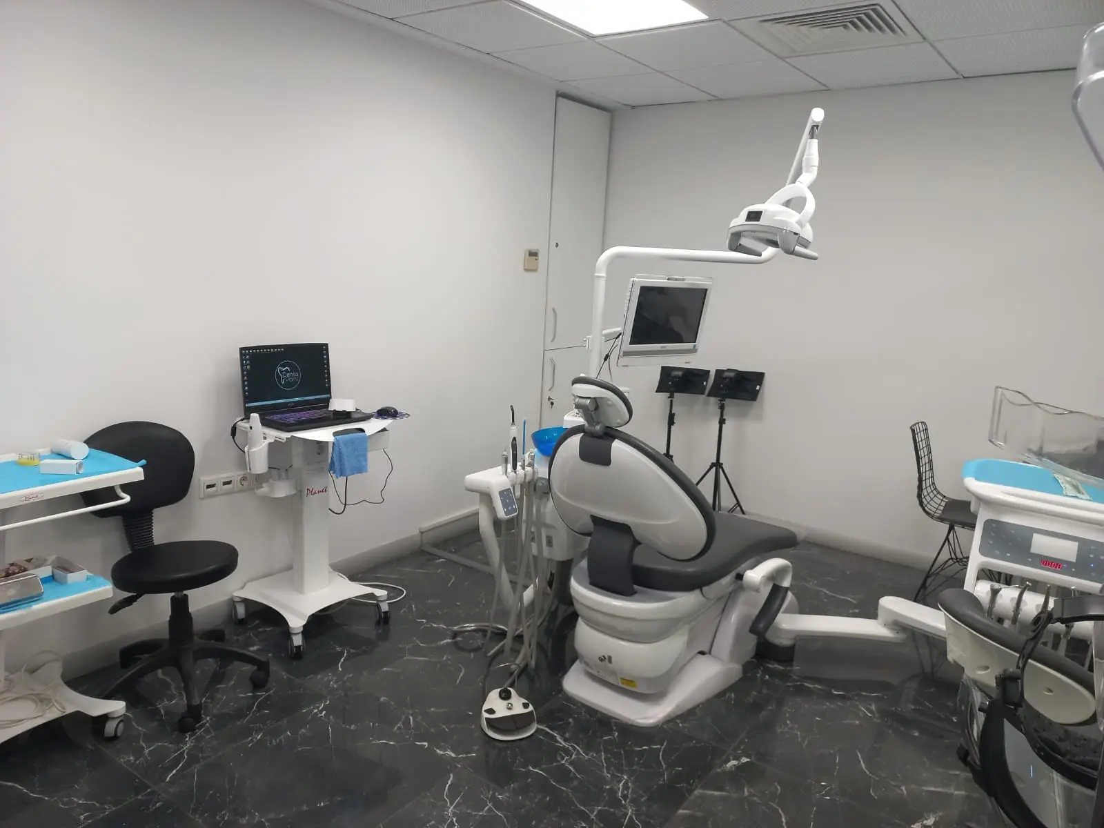 Von der Klinik bereitgestelltes Foto von Dentapoint Zahnklinik