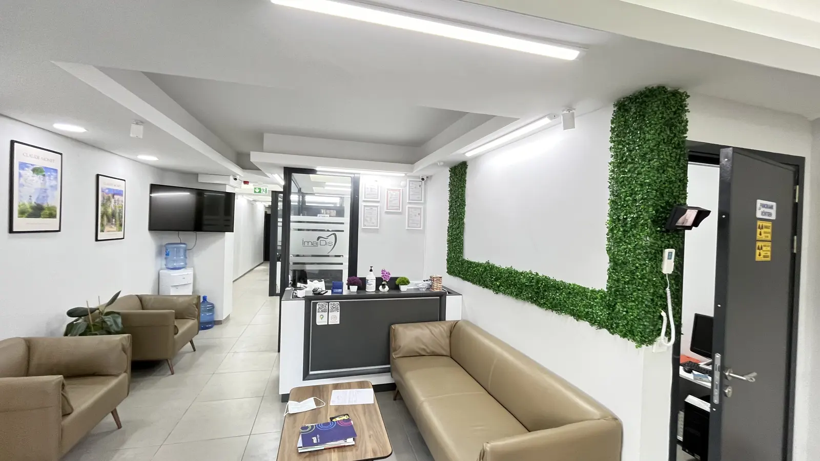 Clinic-provided photograph of İmaj Dental Clinic