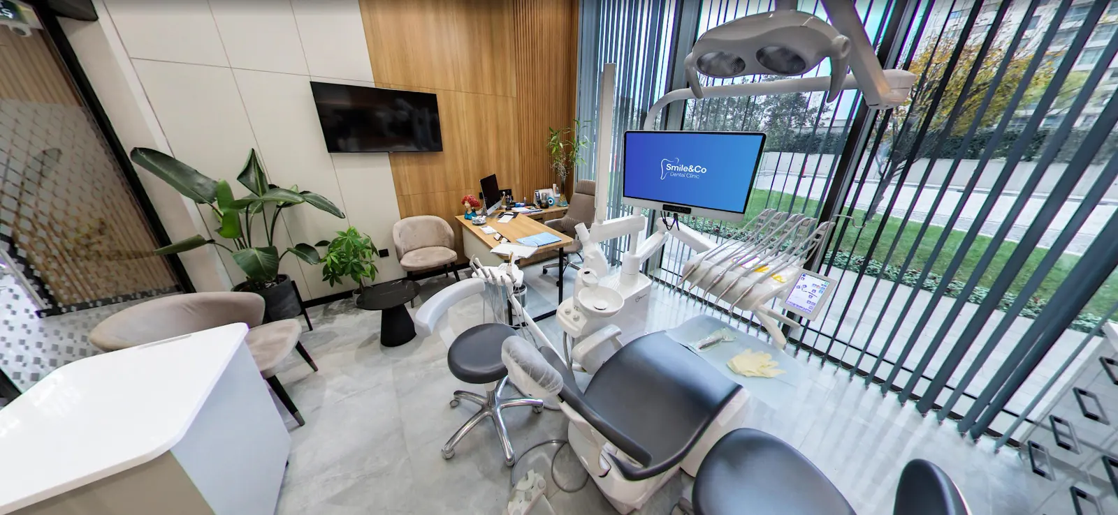 Clinic-provided photograph of Smile&Co