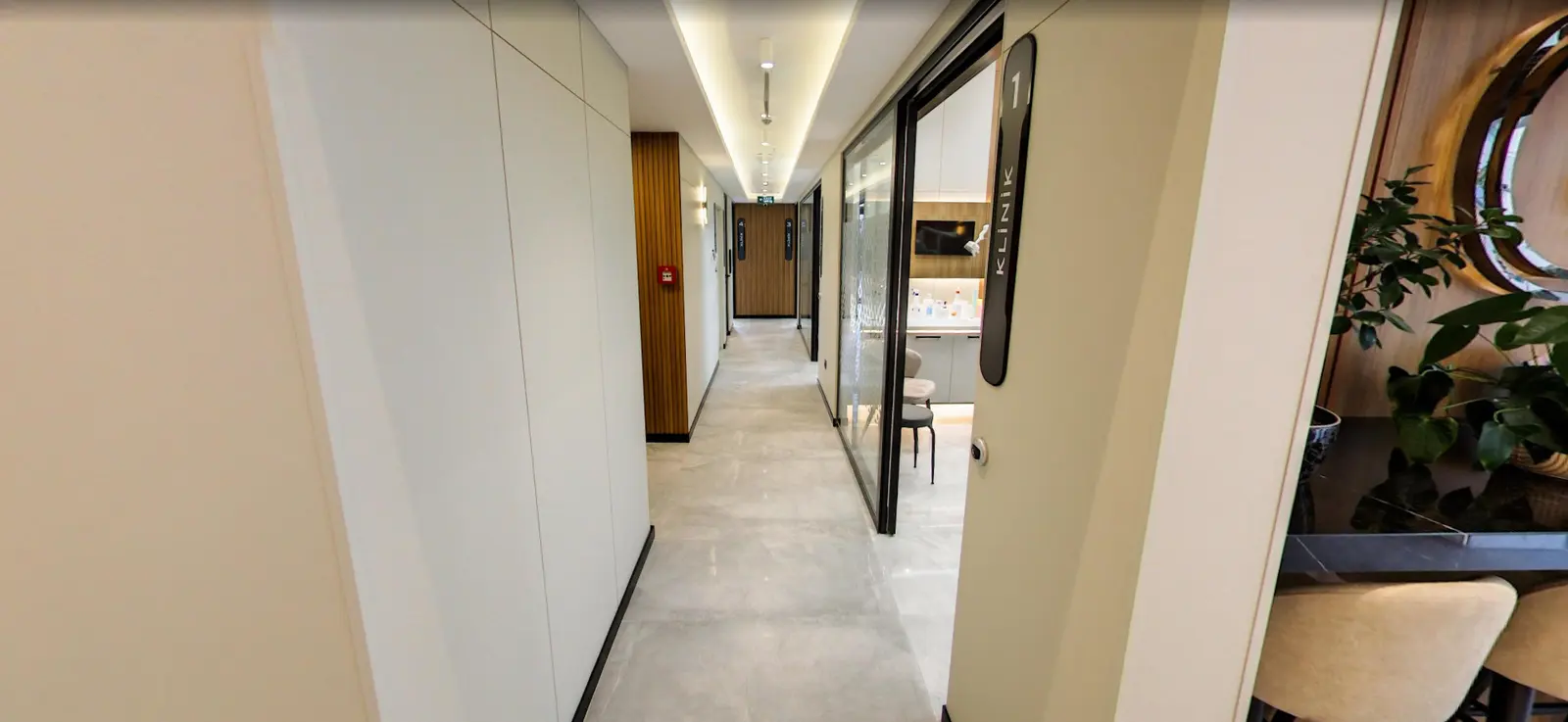 Clinic-provided photograph of Smile&Co