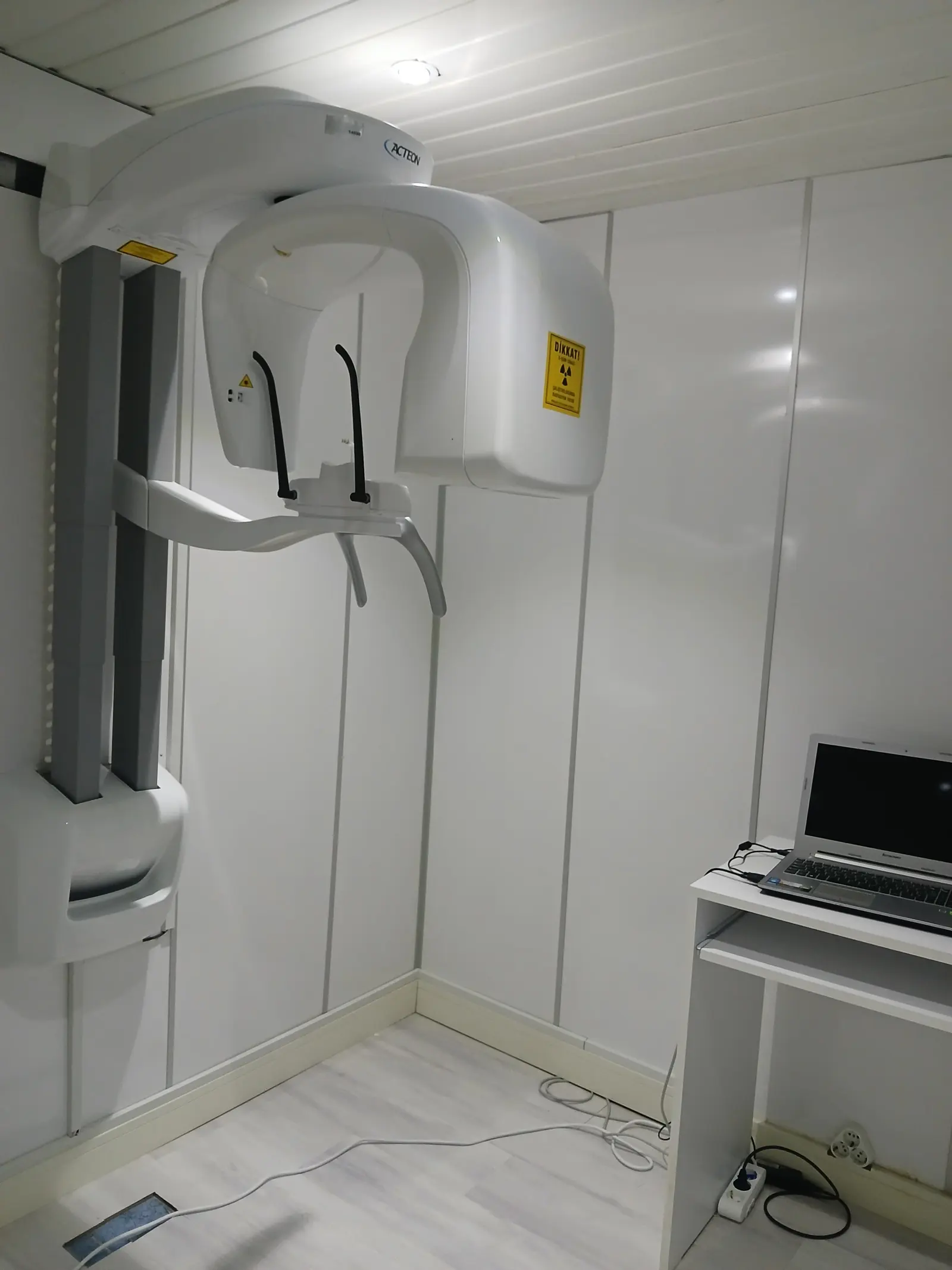 Clinic-provided photograph of Dr Alper Yüzbaşıoğlu