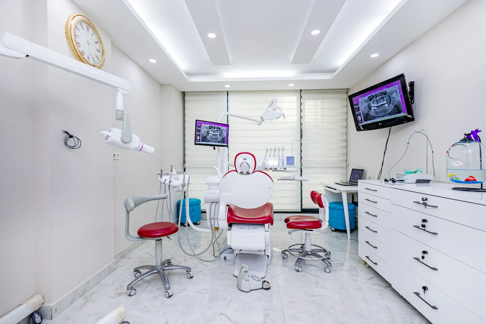 Clinic-provided photograph of Ayşe Erken Dental Clinic