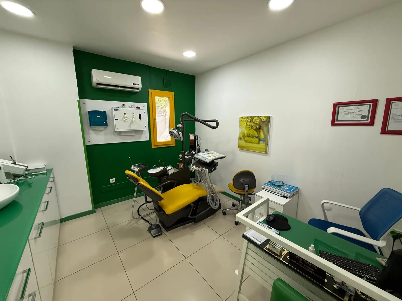 Clinic-provided photograph of Bucadent Dental Clinic