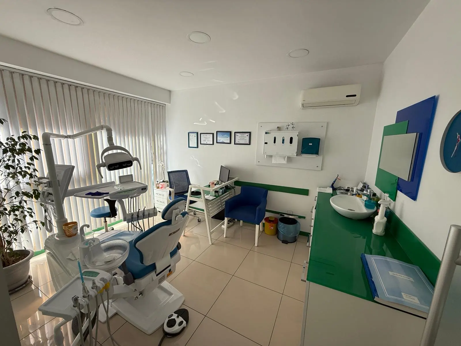 Clinic-provided photograph of Bucadent Dental Clinic