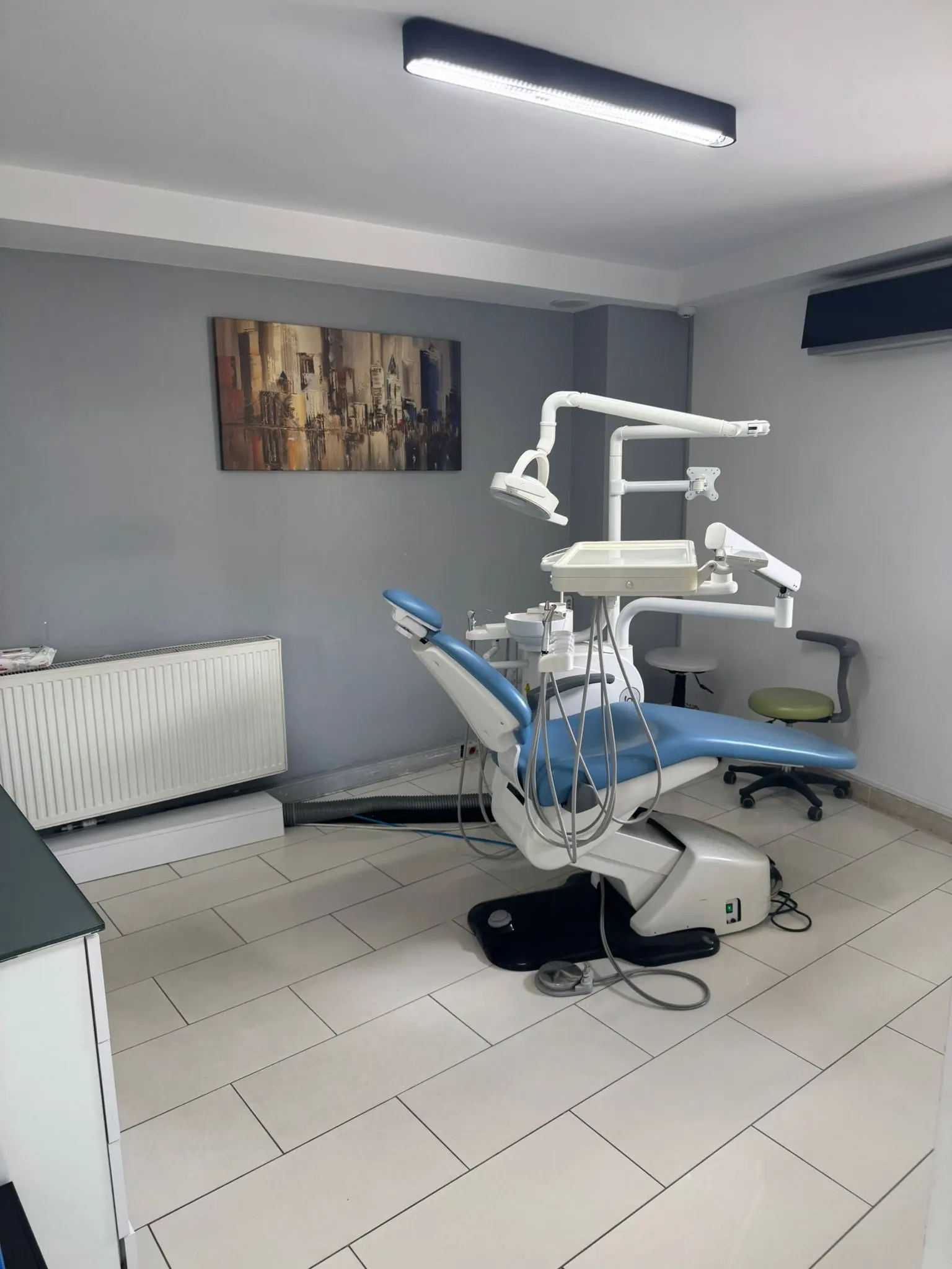 Clinic-provided photograph of Cemre Dental Clinic