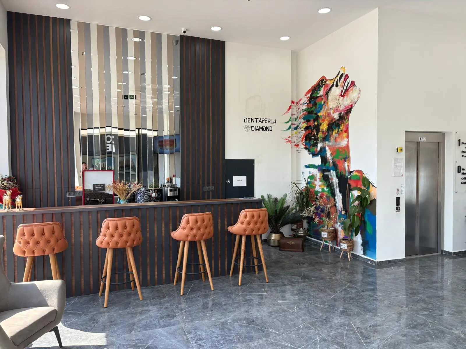 Von der Klinik bereitgestelltes Foto von Dentaperla Diamond Zahnklinik