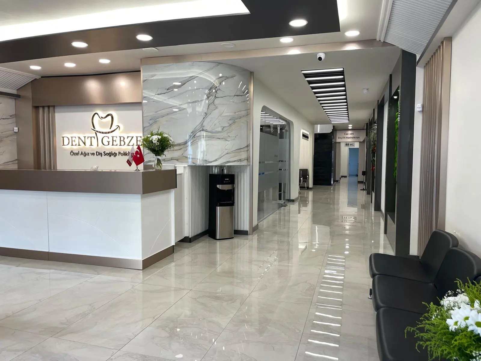 Clinic-provided photograph of Dent Gebze