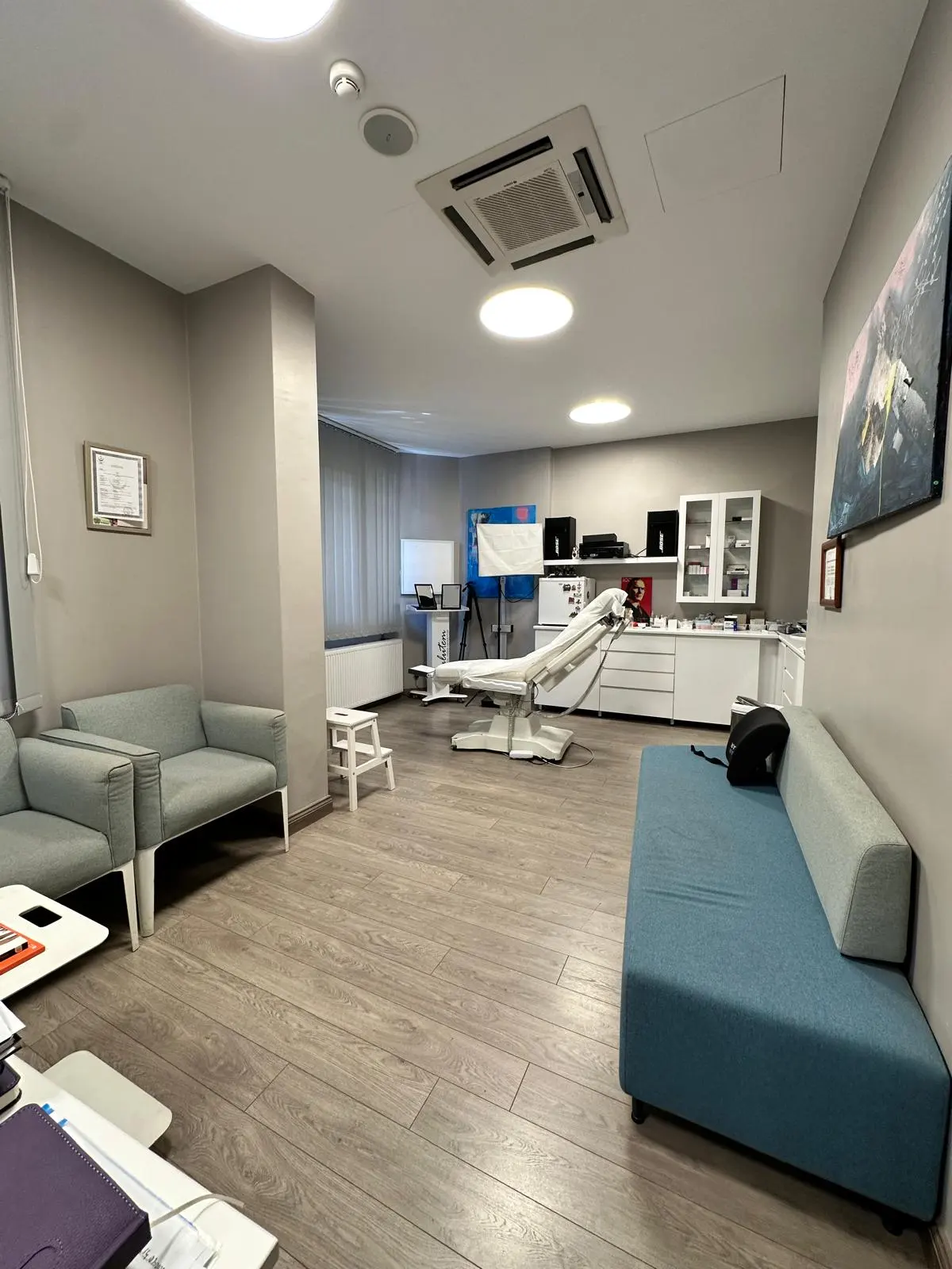 Clinic-provided photograph of Dr Osman Nuri Bulutlar