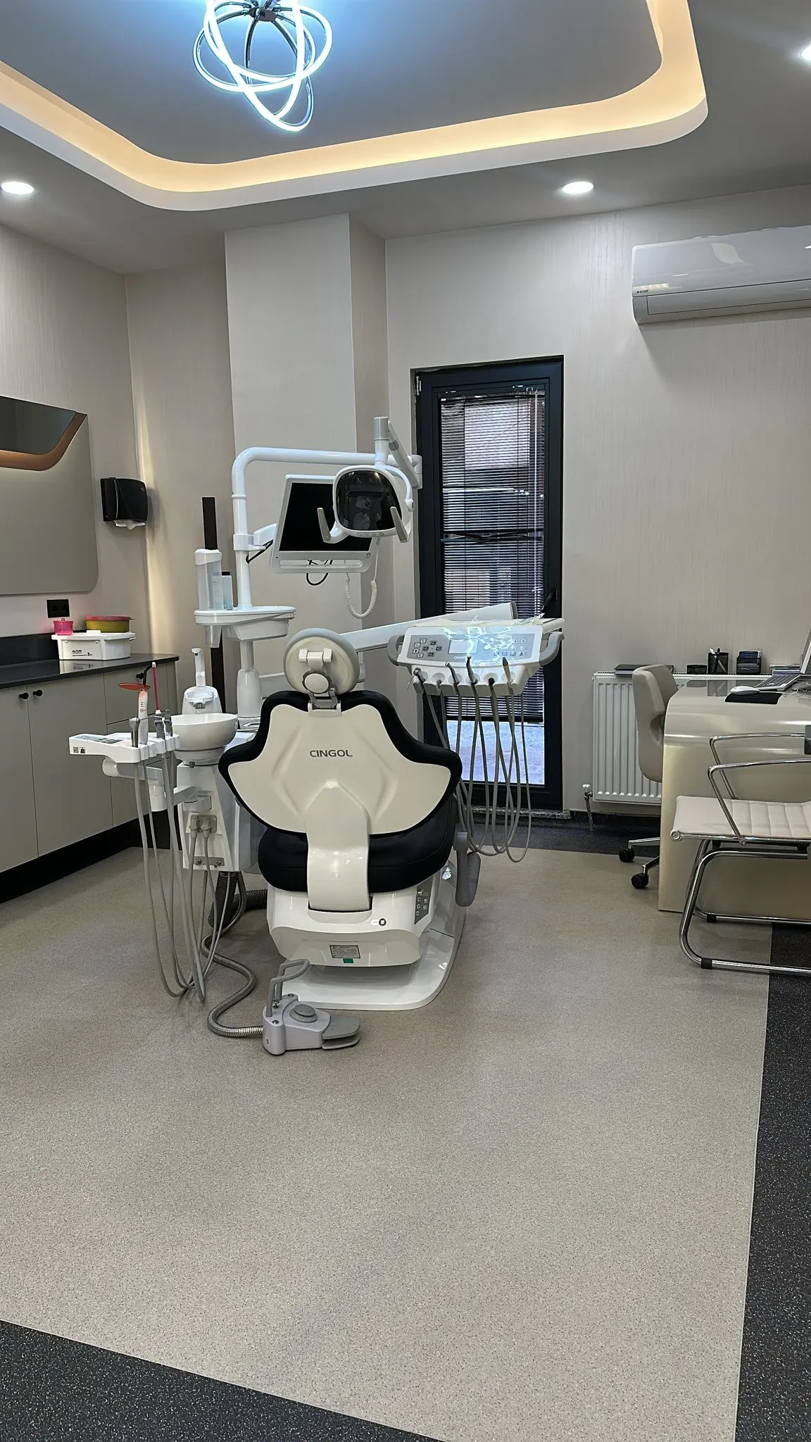 Clinic-provided photograph of Firuzköy Dental Clinic