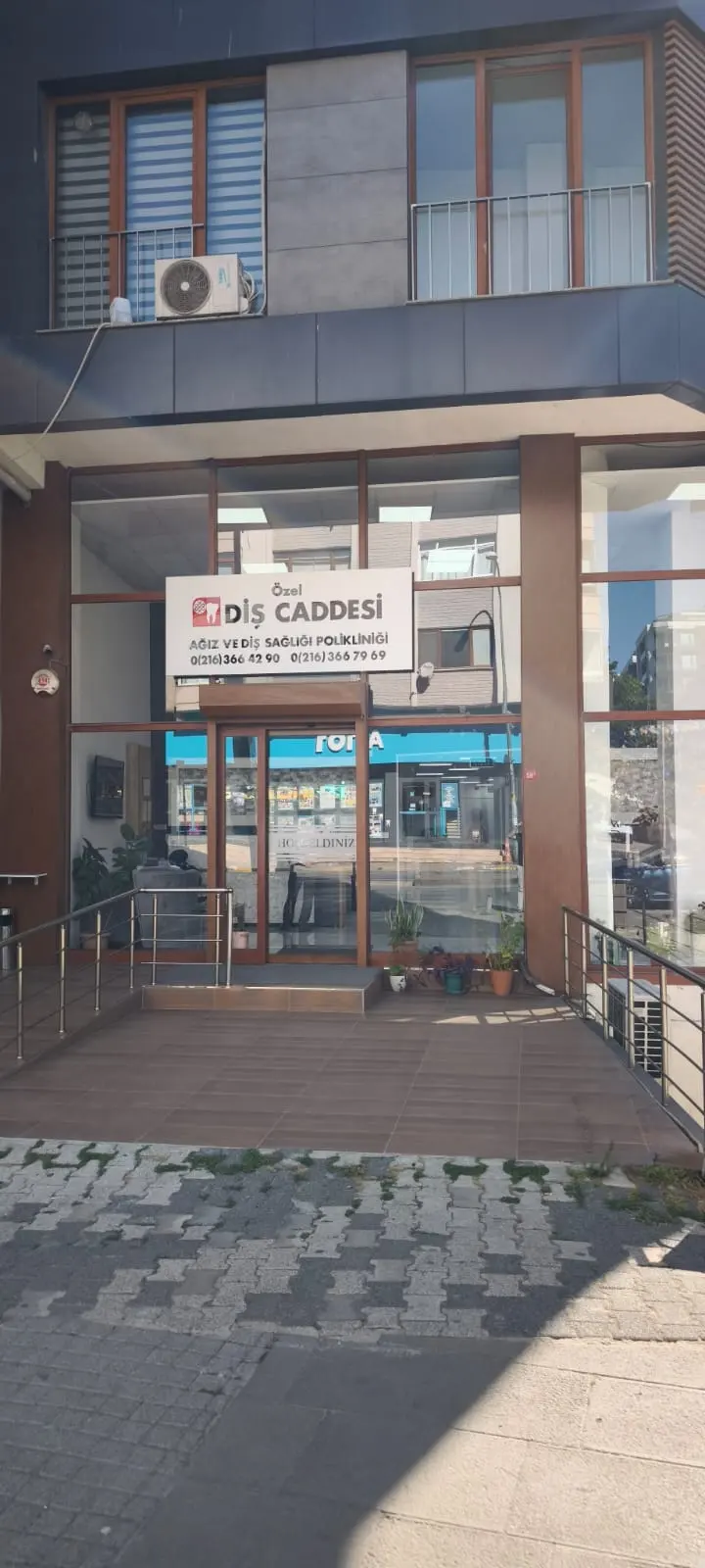 Clinic-provided photograph of Diş Caddesi Dental Clinic
