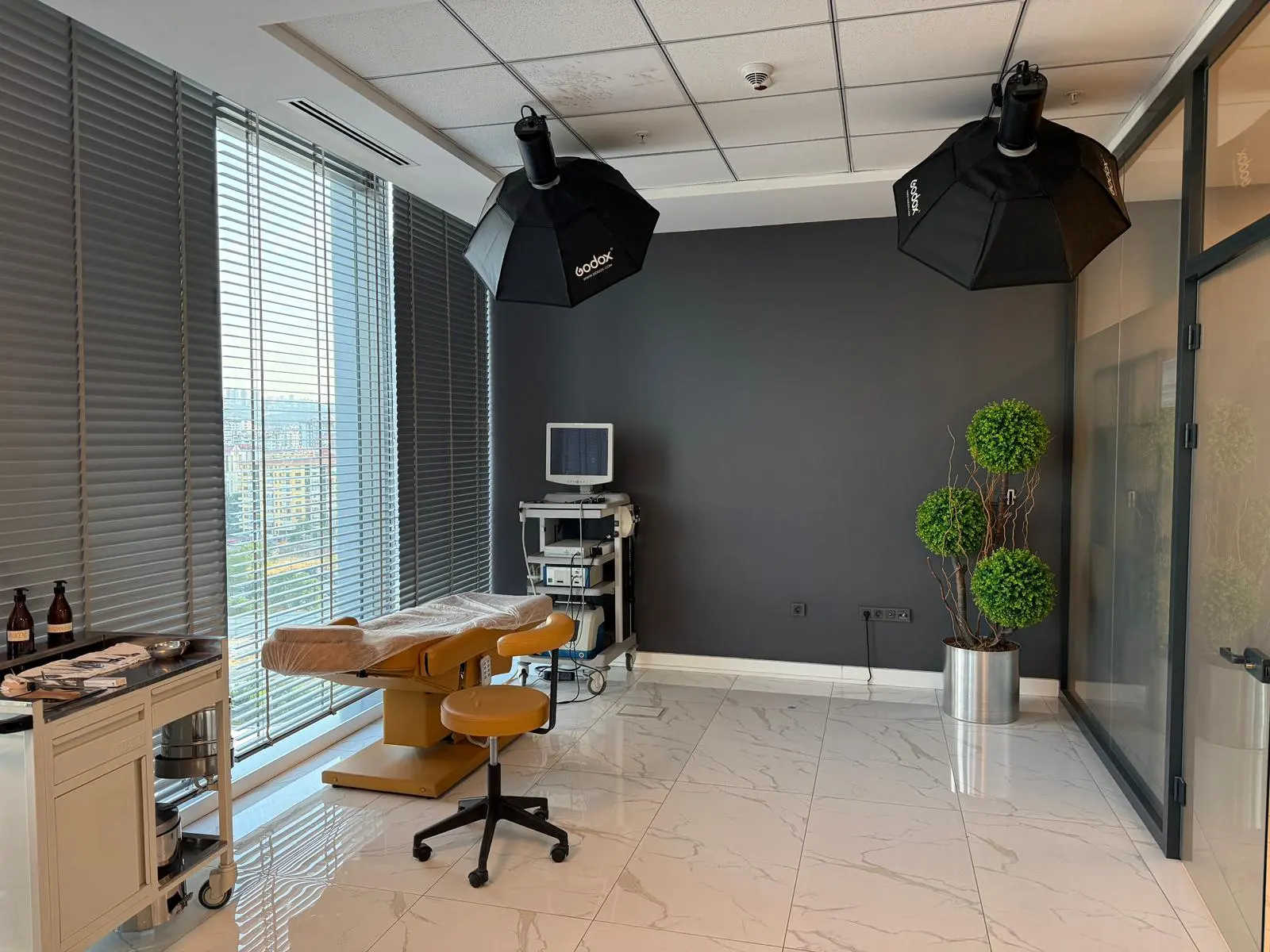 Clinic-provided photograph of Dr Mehmet Emin Tunçkaşık